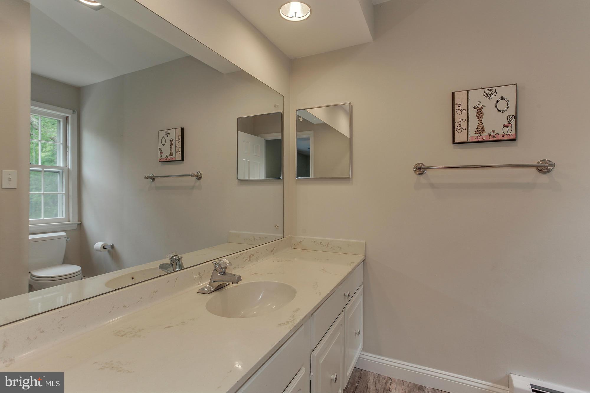 PT ROCKVILLE OUT RES. 3 - Residential