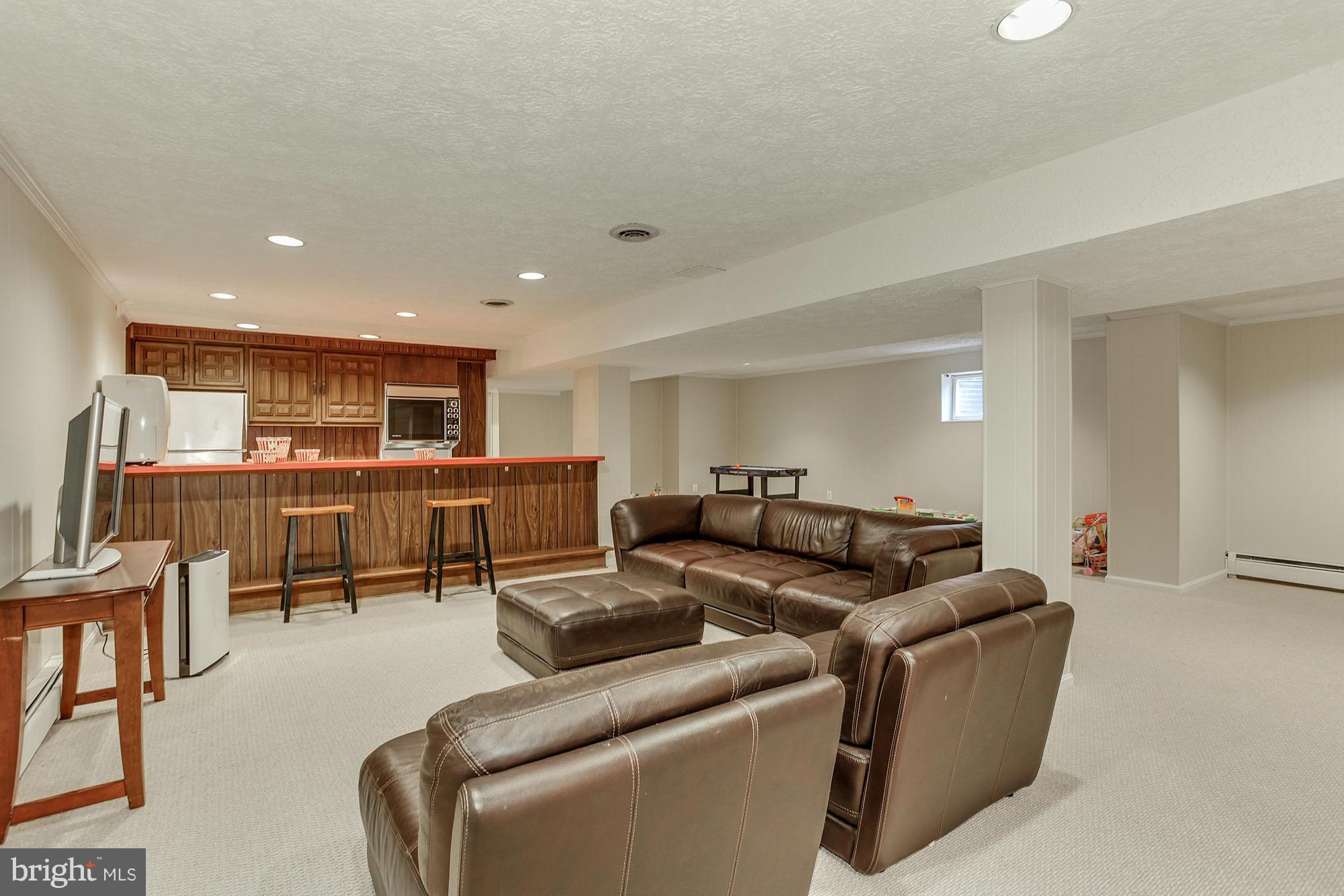 PT ROCKVILLE OUT RES. 3 - Residential