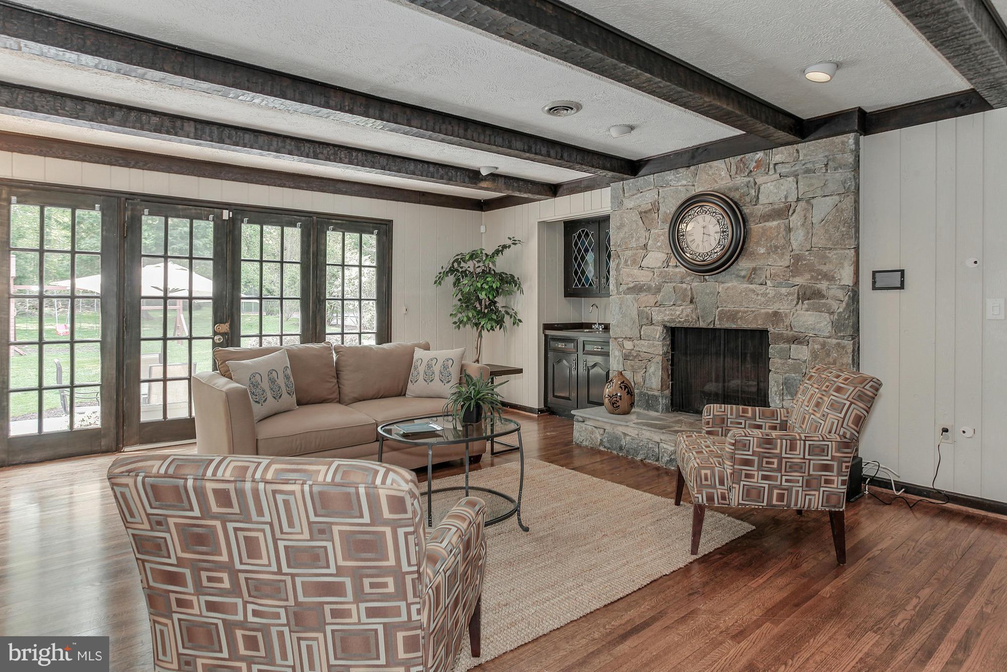 PT ROCKVILLE OUT RES. 3 - Residential