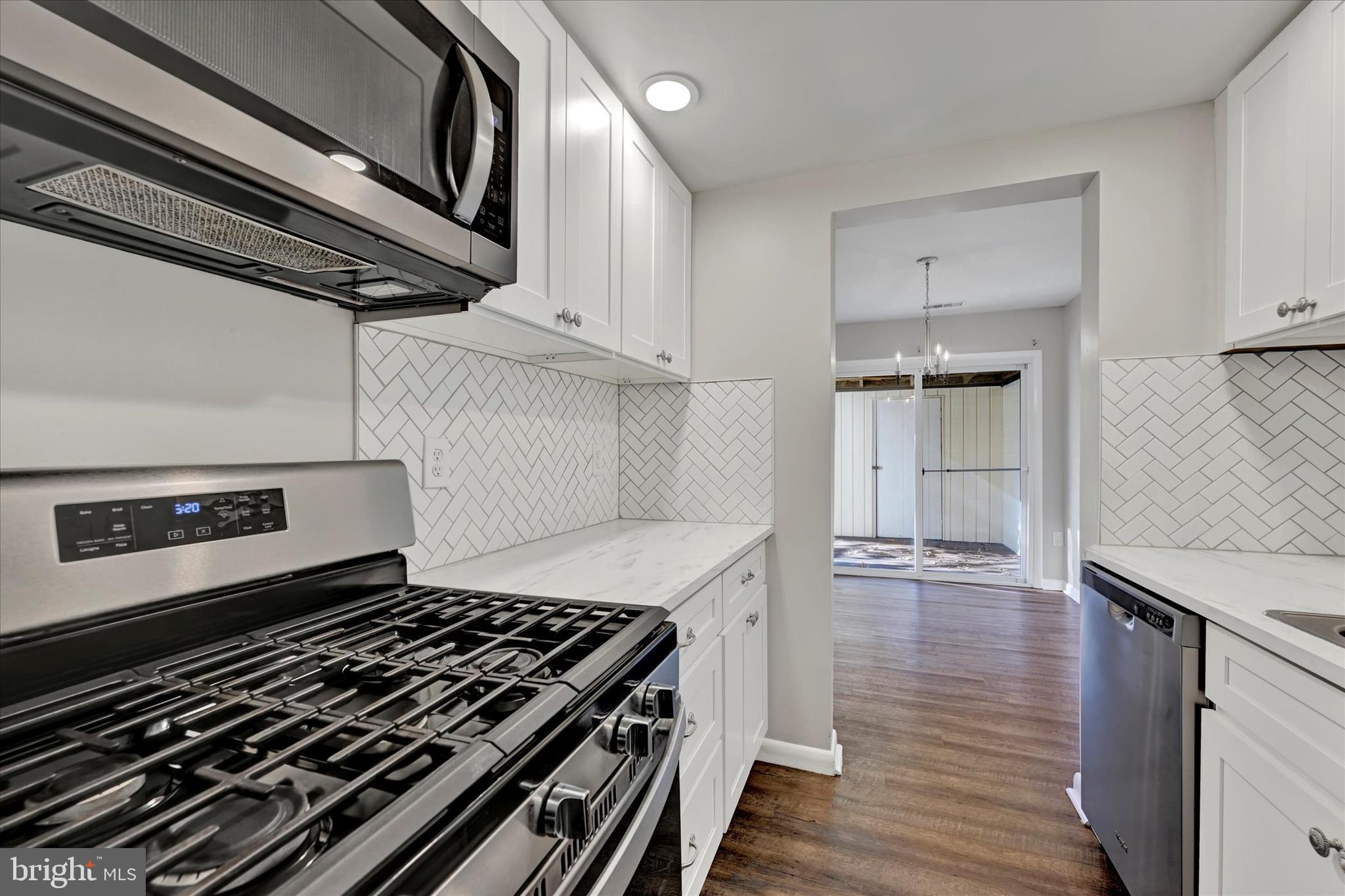 KINGS COURT - Residential