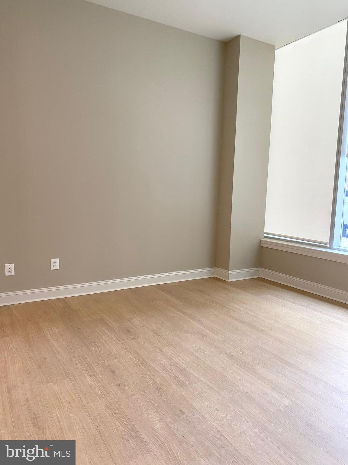 LOGAN SQUARE - Residential Lease