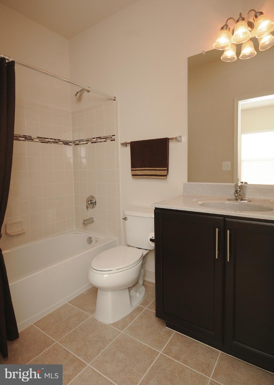 ONE LOUDOUN LANDBAY C - Residential