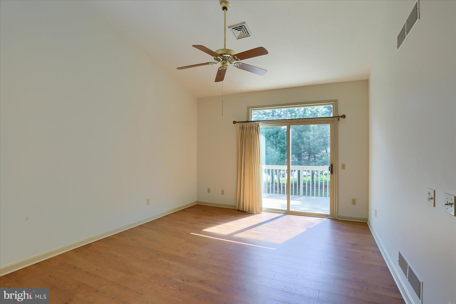 WESLEY MEWS - Residential