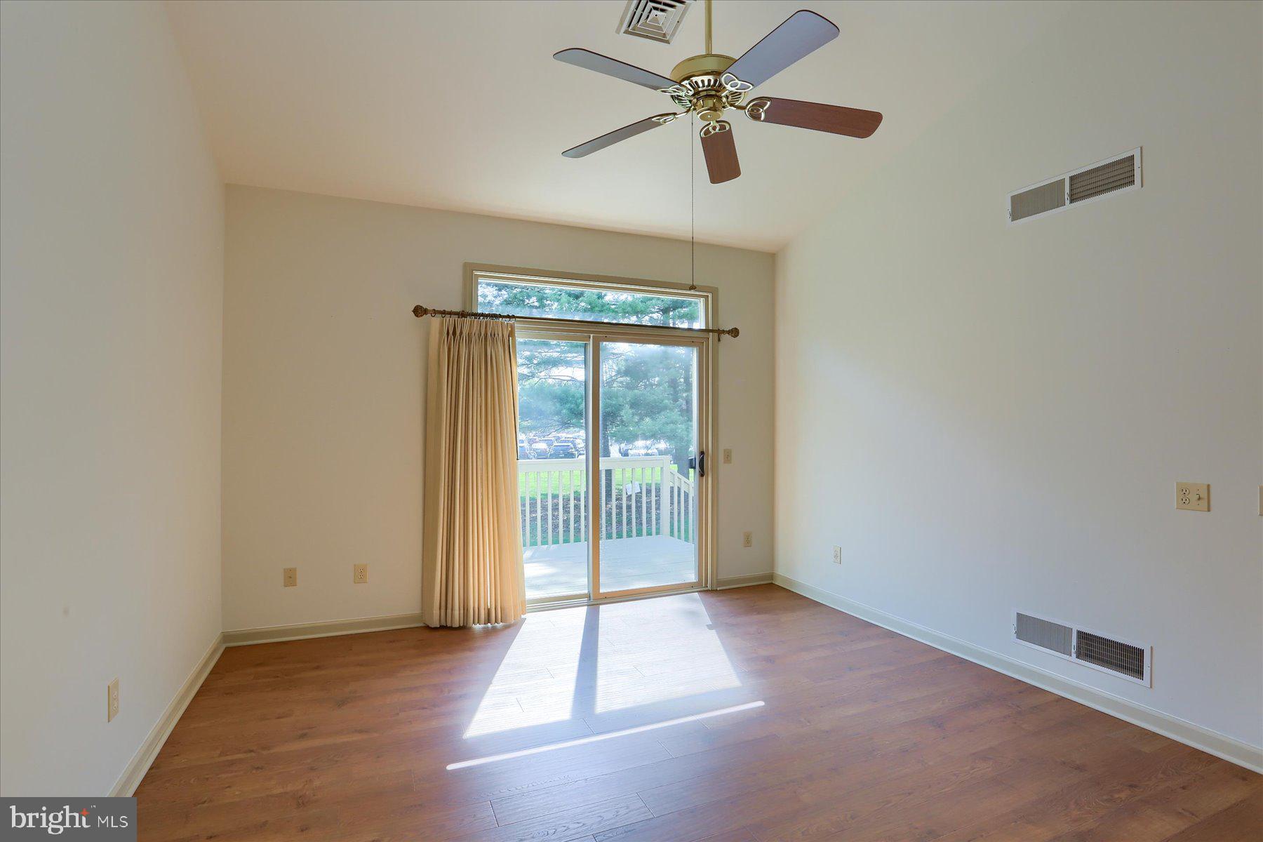 WESLEY MEWS - Residential