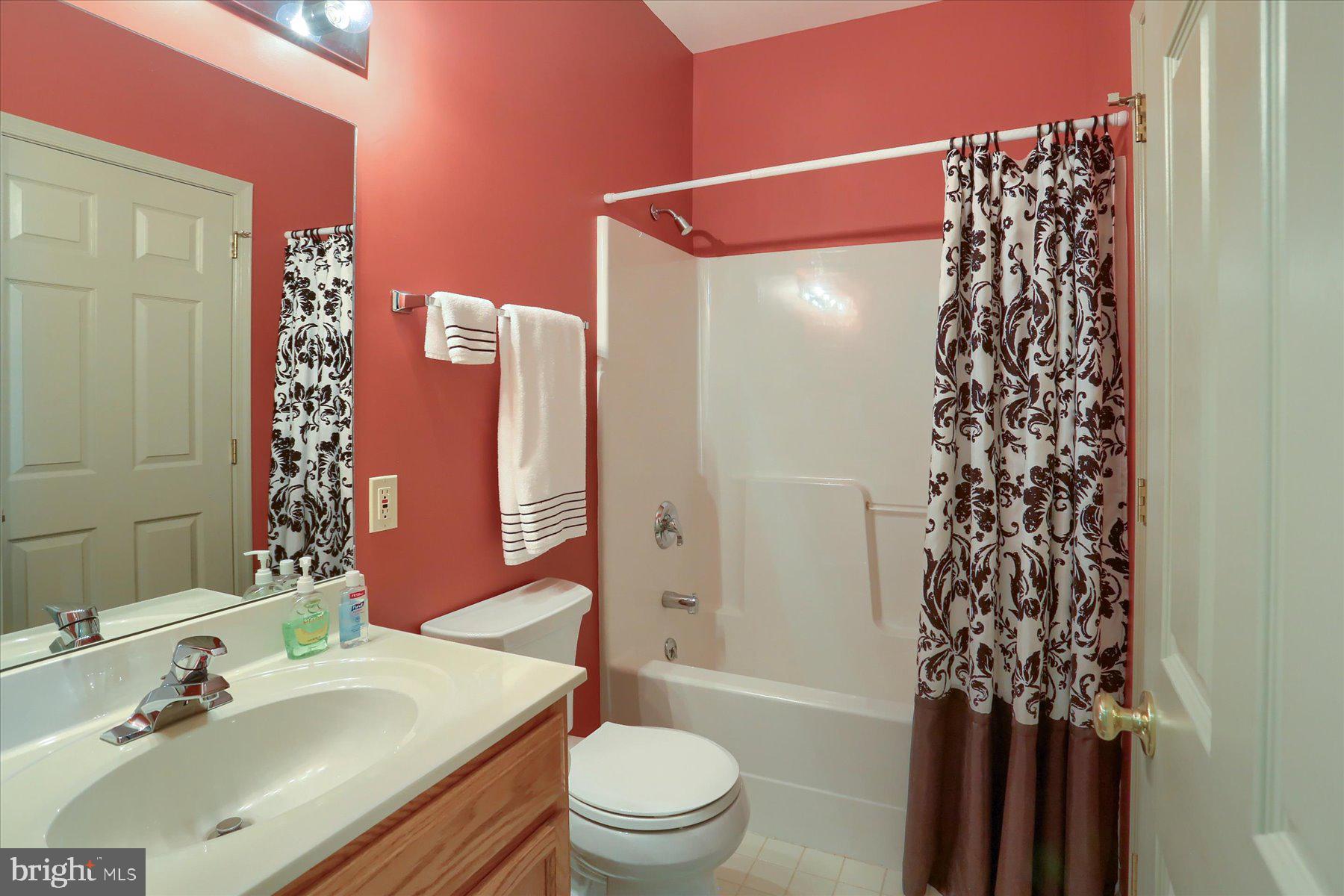 WESLEY MEWS - Residential