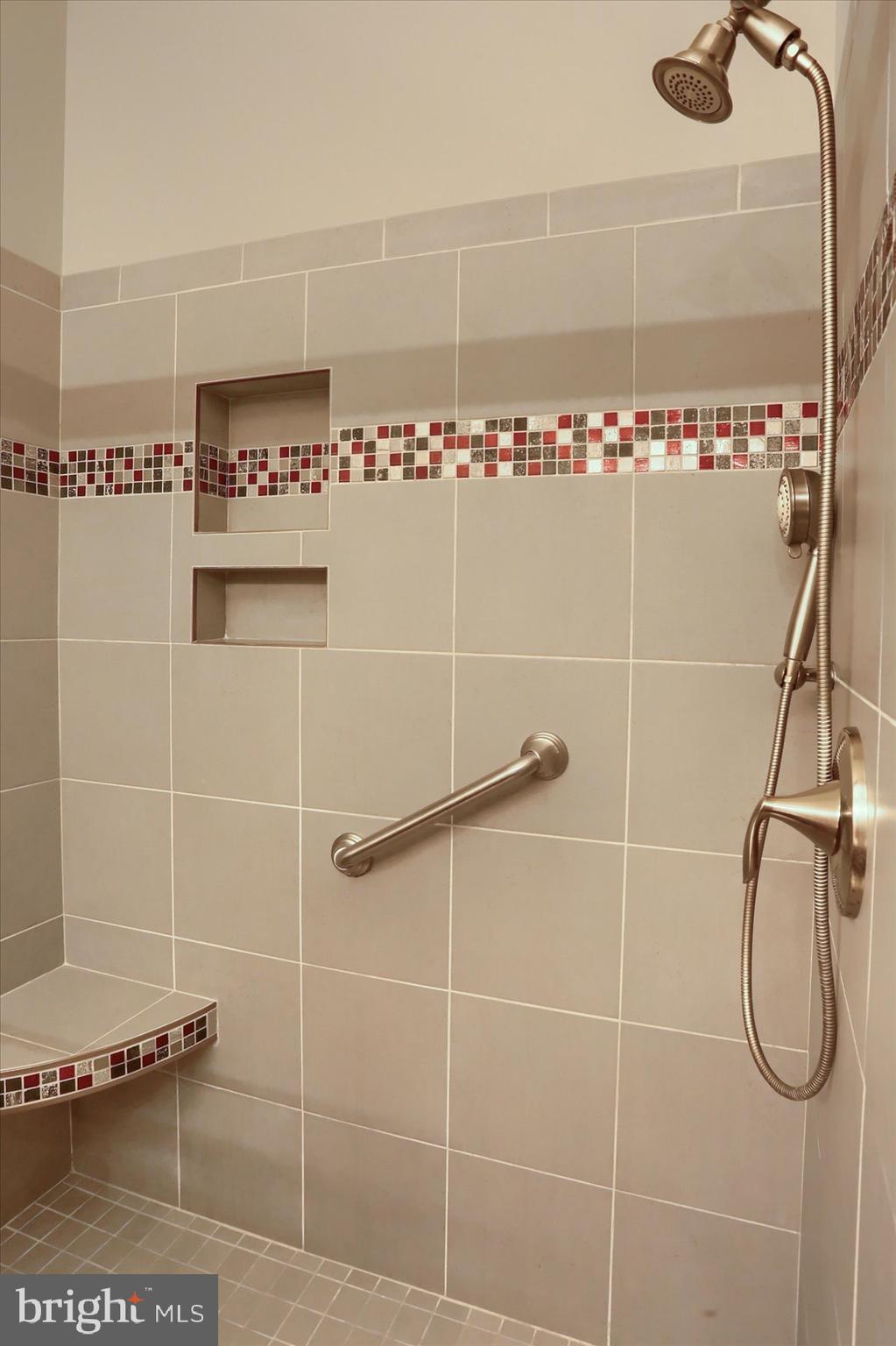 WESLEY MEWS - Residential