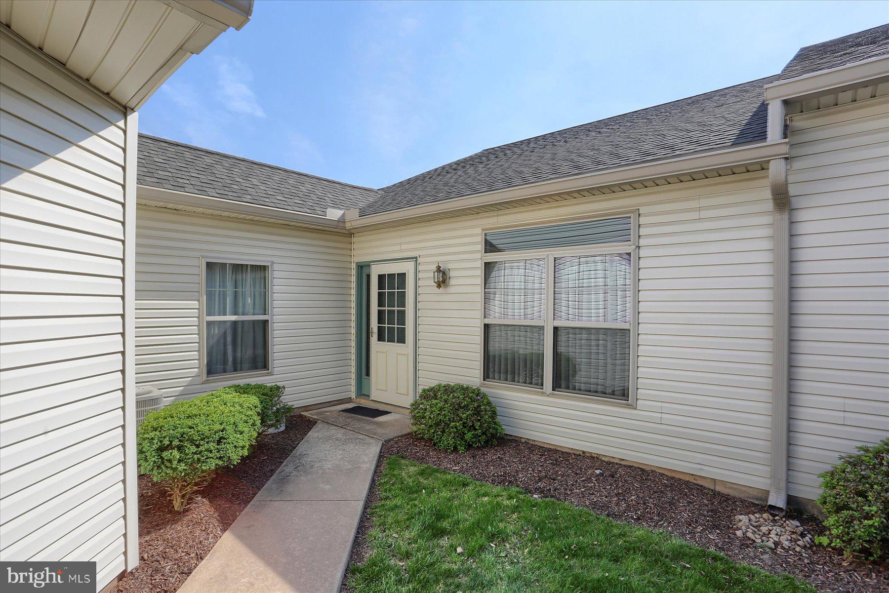 WESLEY MEWS - Residential