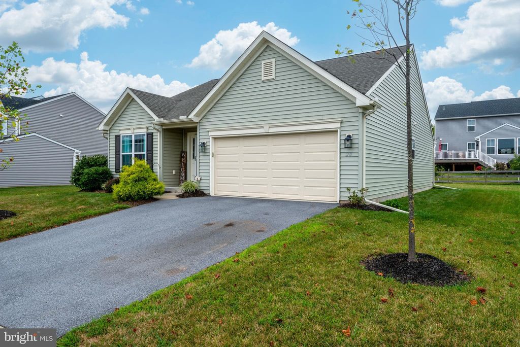 Photo of 20 Cranberry Circle, DENVER, PA 17517 (MLS # PALA2074526)
