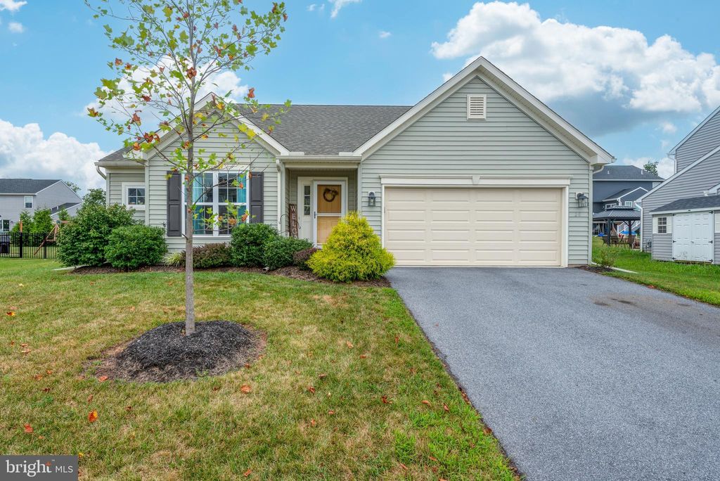 Photo of 20 Cranberry Circle, DENVER, PA 17517 (MLS # PALA2074526)