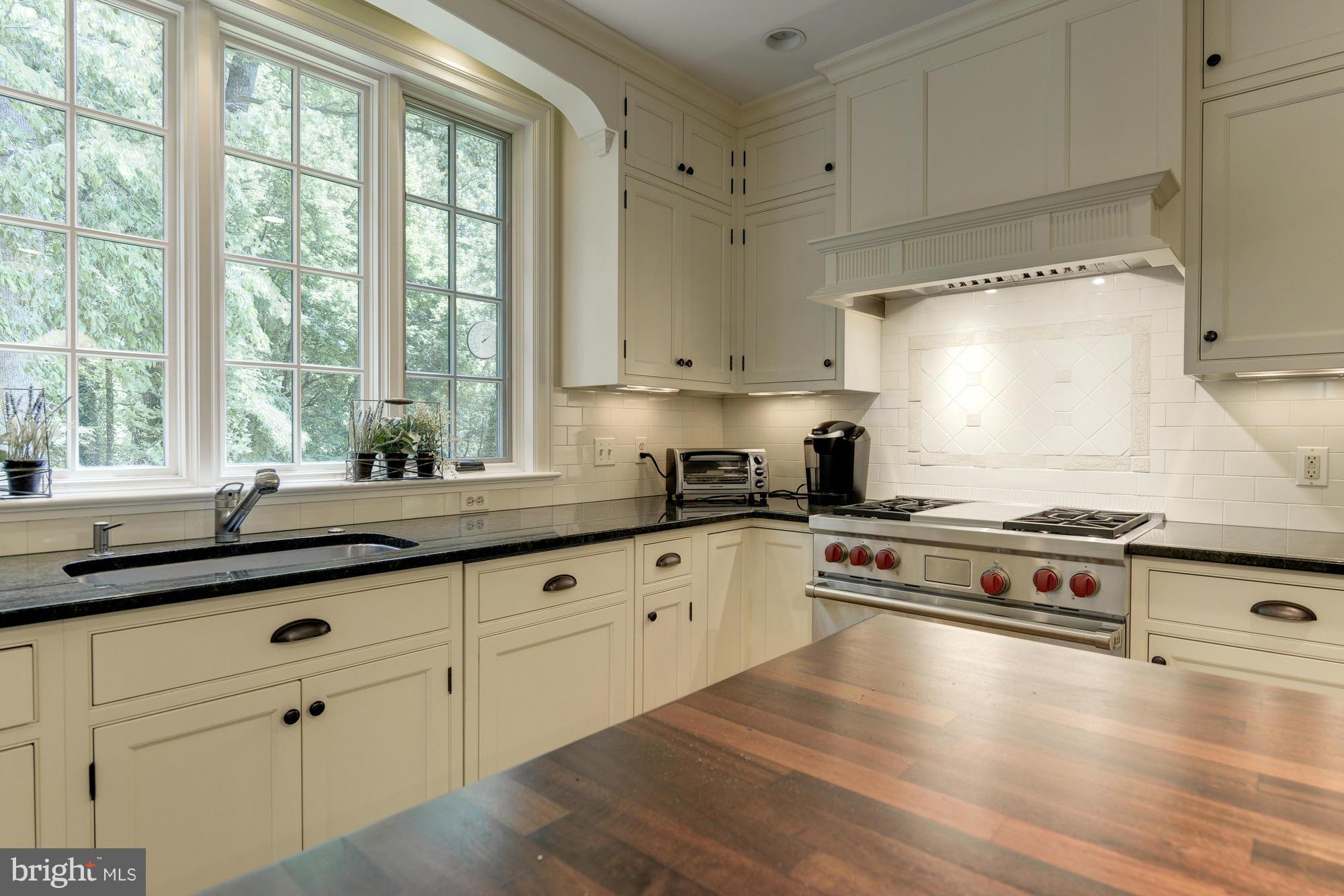 KENWOOD - Residential