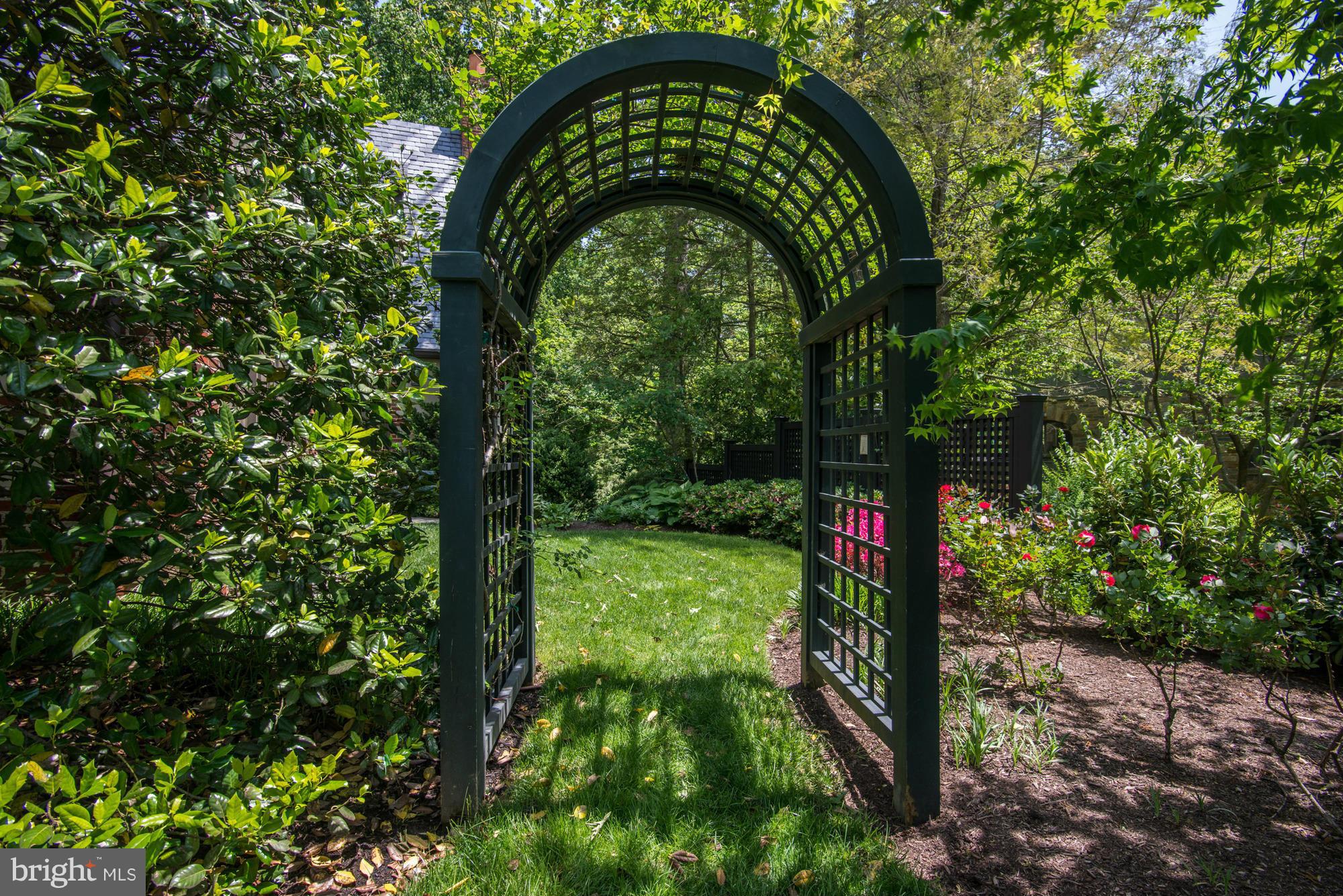 KENWOOD - Residential