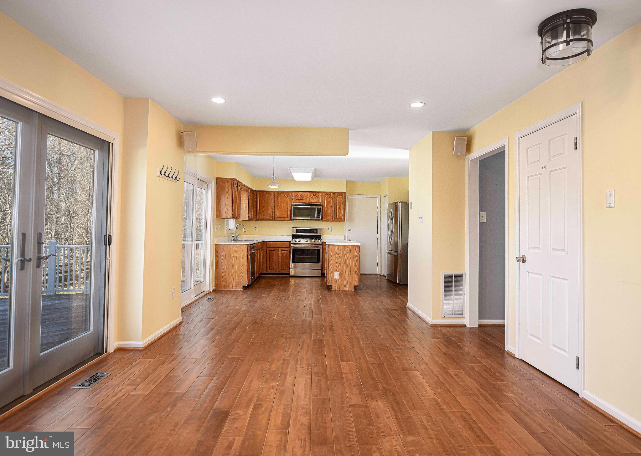 QUAINT ACRES - Residential