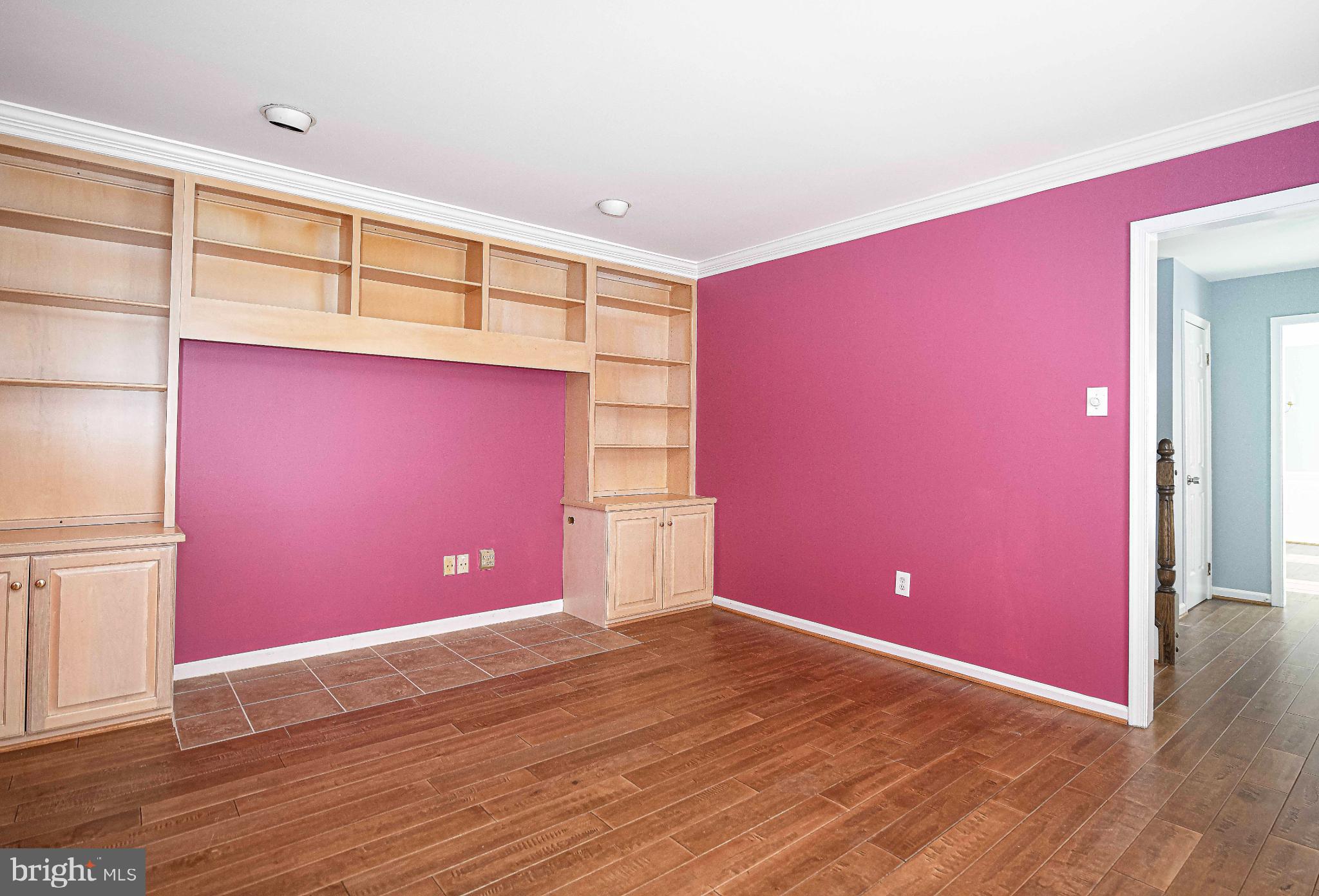 QUAINT ACRES - Residential