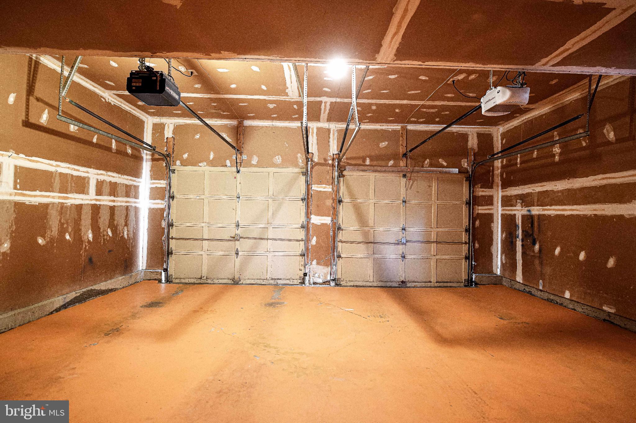 QUAINT ACRES - Residential