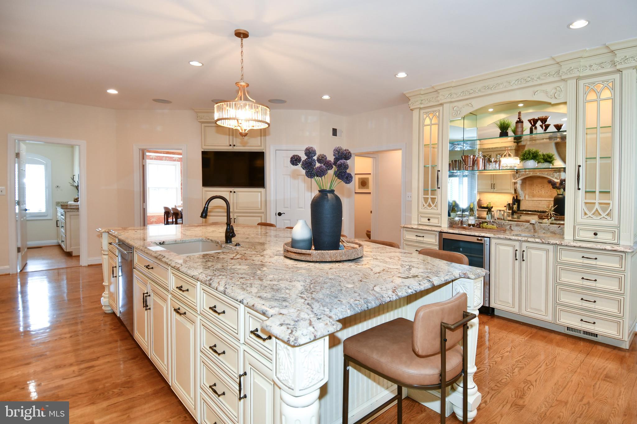 SMALLS NURSERY - Residential