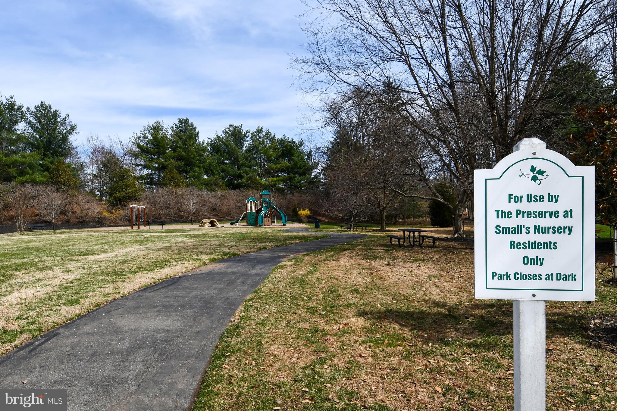SMALLS NURSERY - Residential