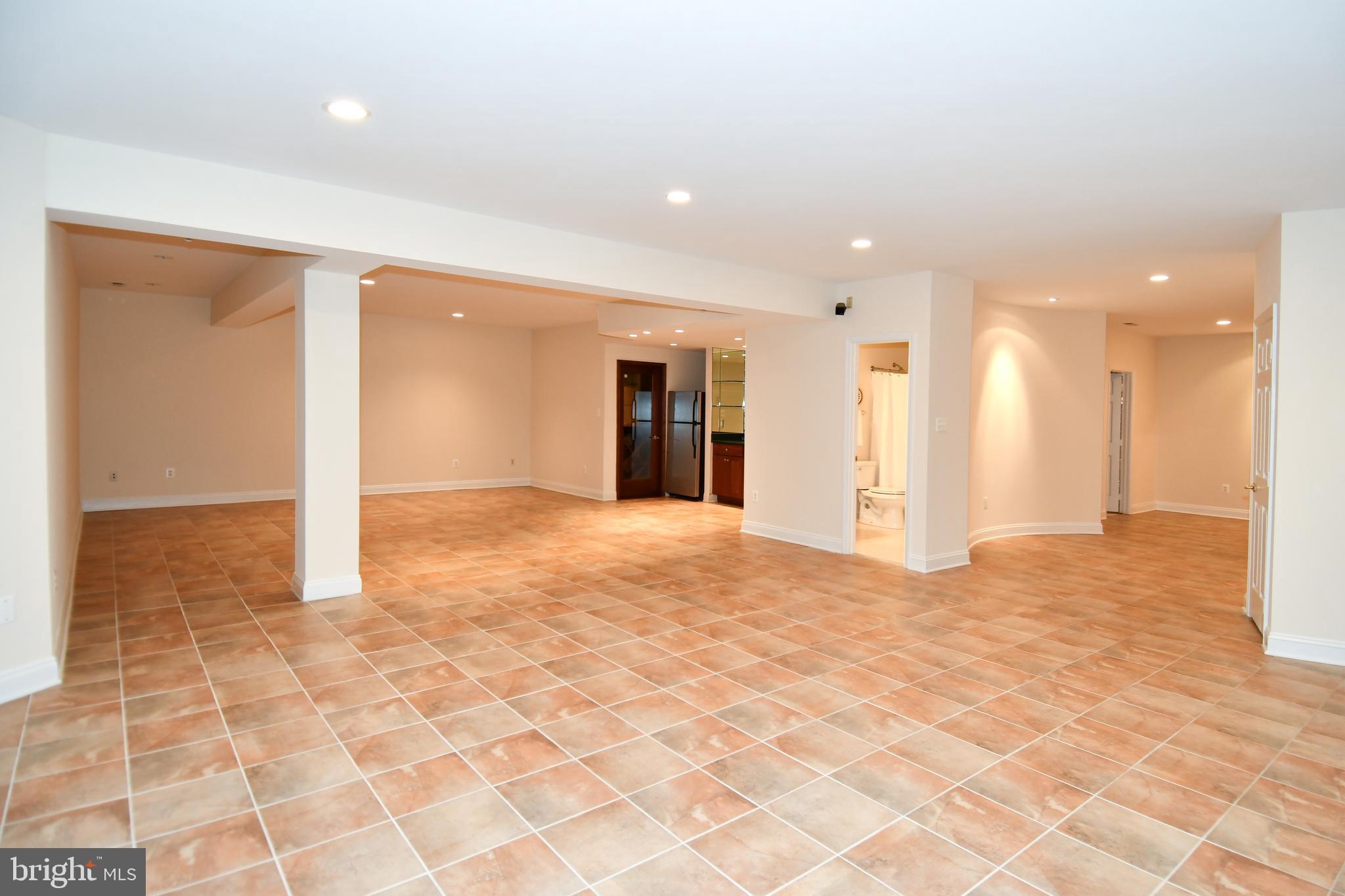 SMALLS NURSERY - Residential