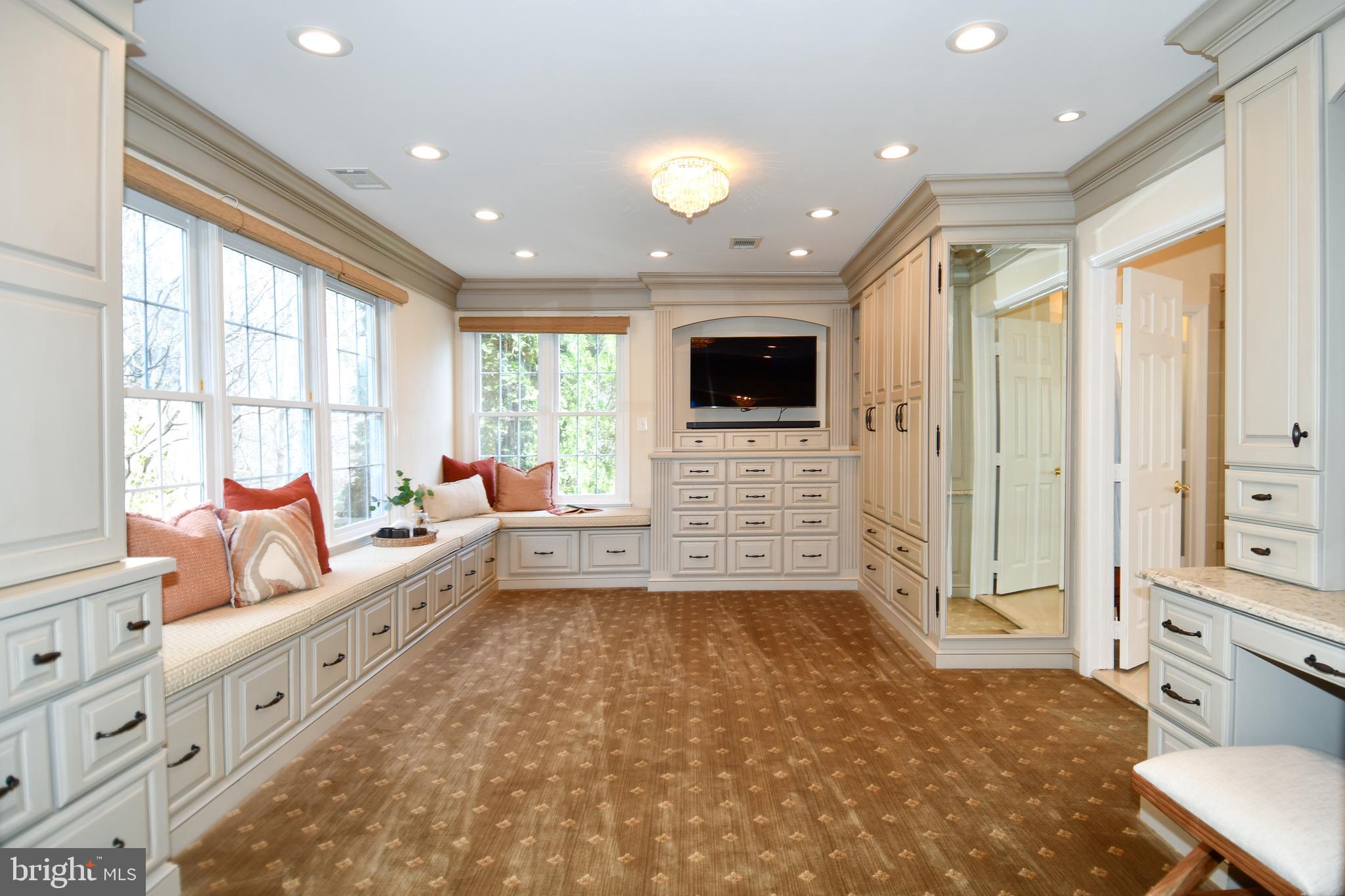 SMALLS NURSERY - Residential