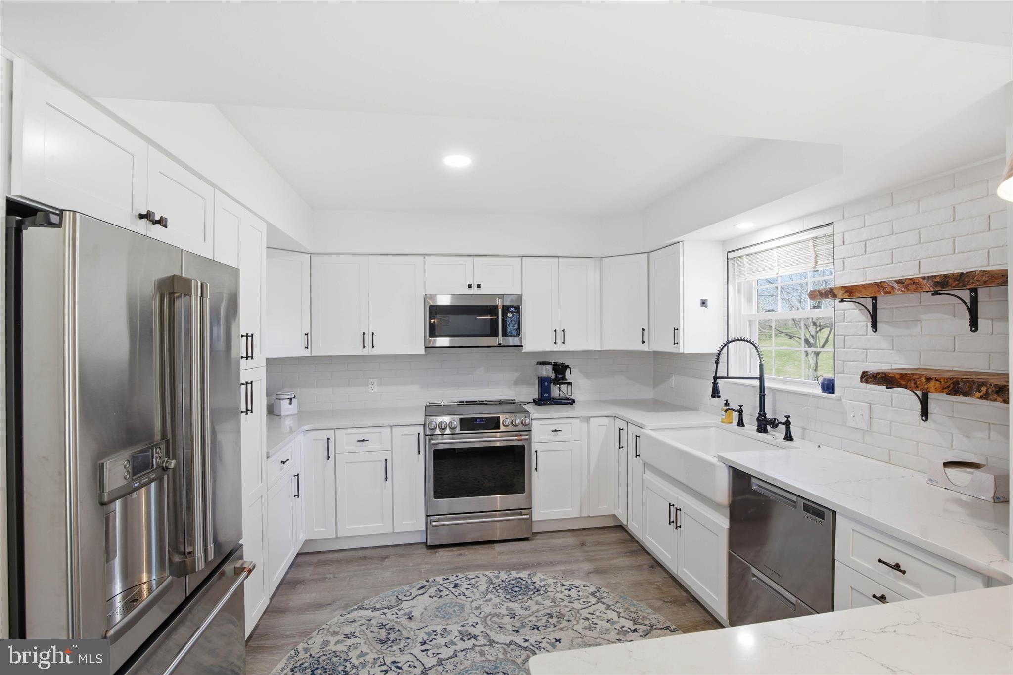 OAK KNOLL CONDOMINIUMS - Residential