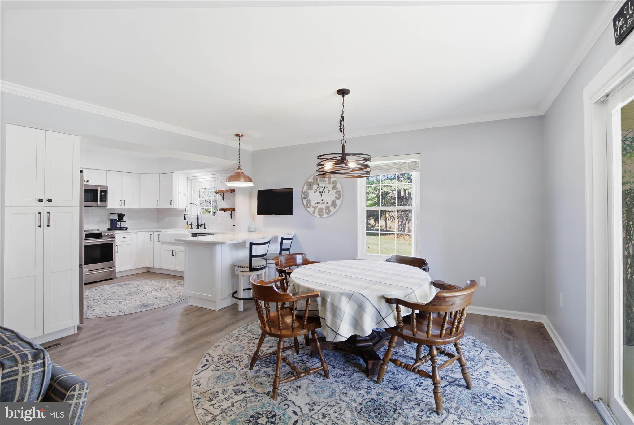 OAK KNOLL CONDOMINIUMS - Residential