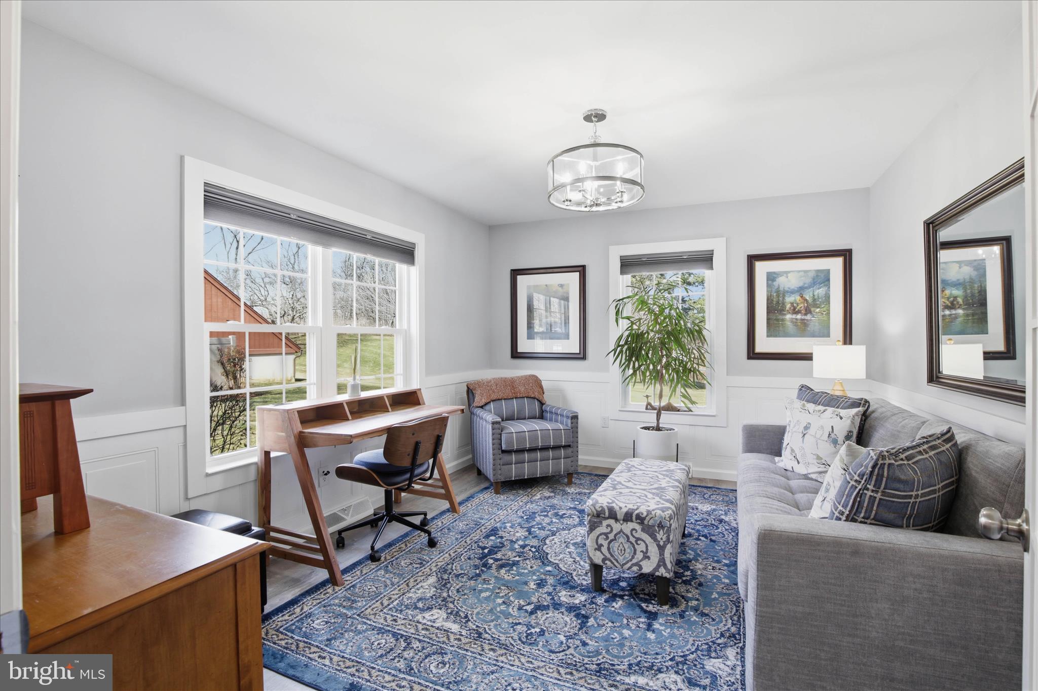 OAK KNOLL CONDOMINIUMS - Residential