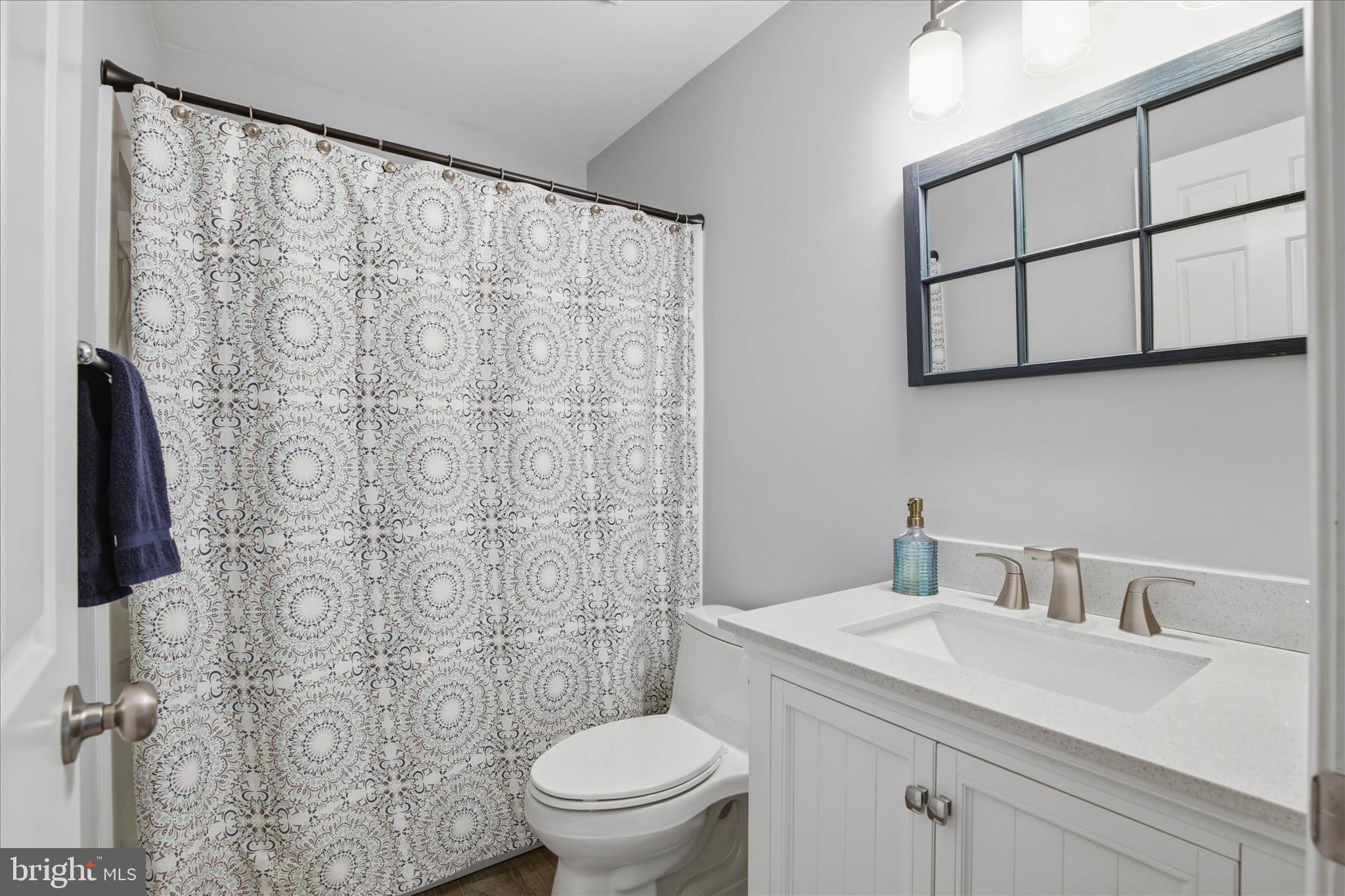 OAK KNOLL CONDOMINIUMS - Residential