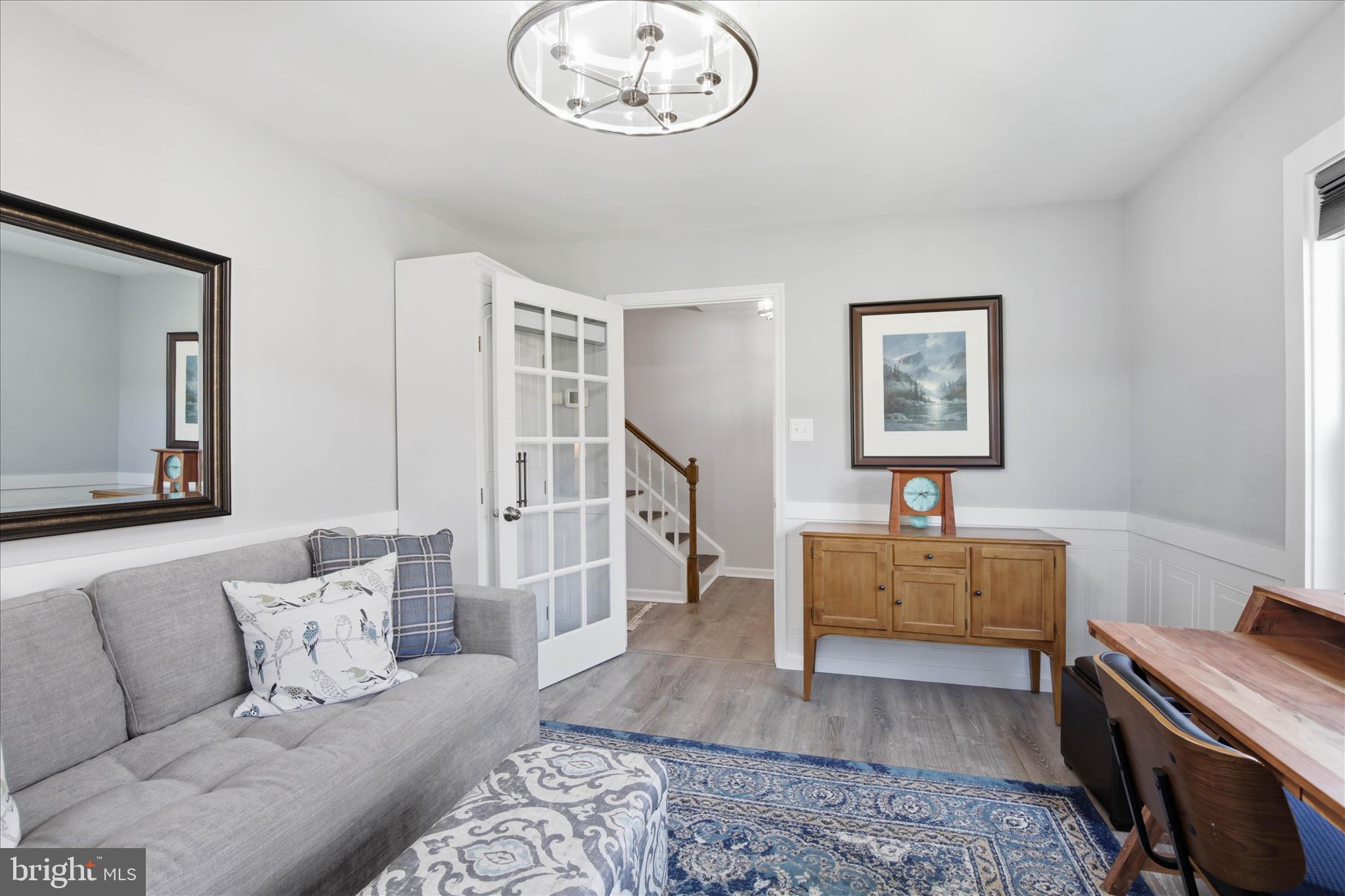 OAK KNOLL CONDOMINIUMS - Residential