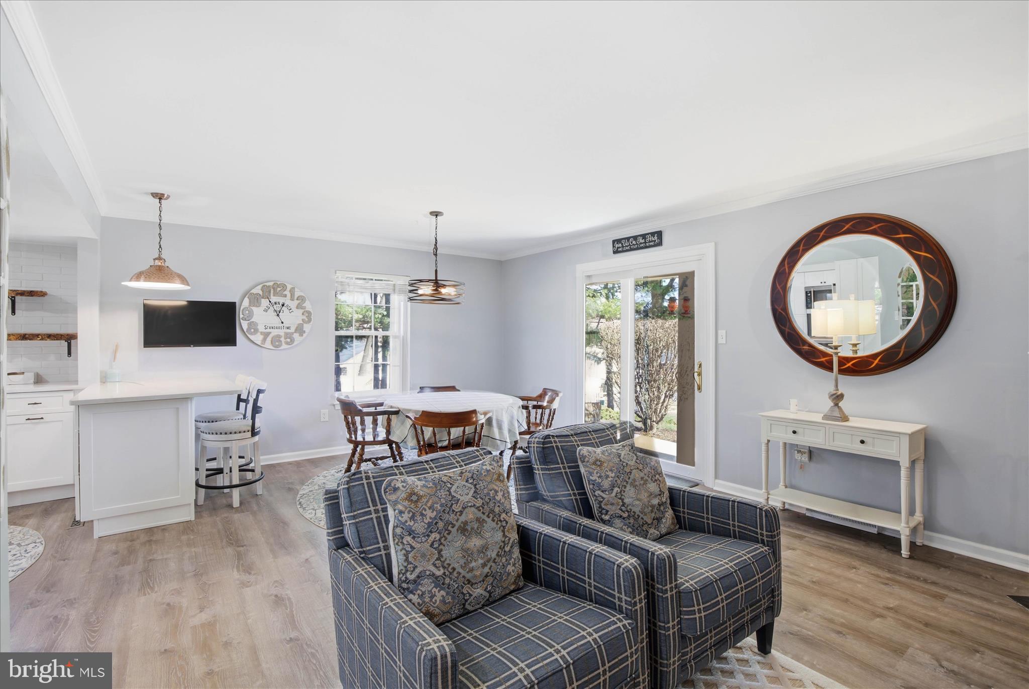 OAK KNOLL CONDOMINIUMS - Residential