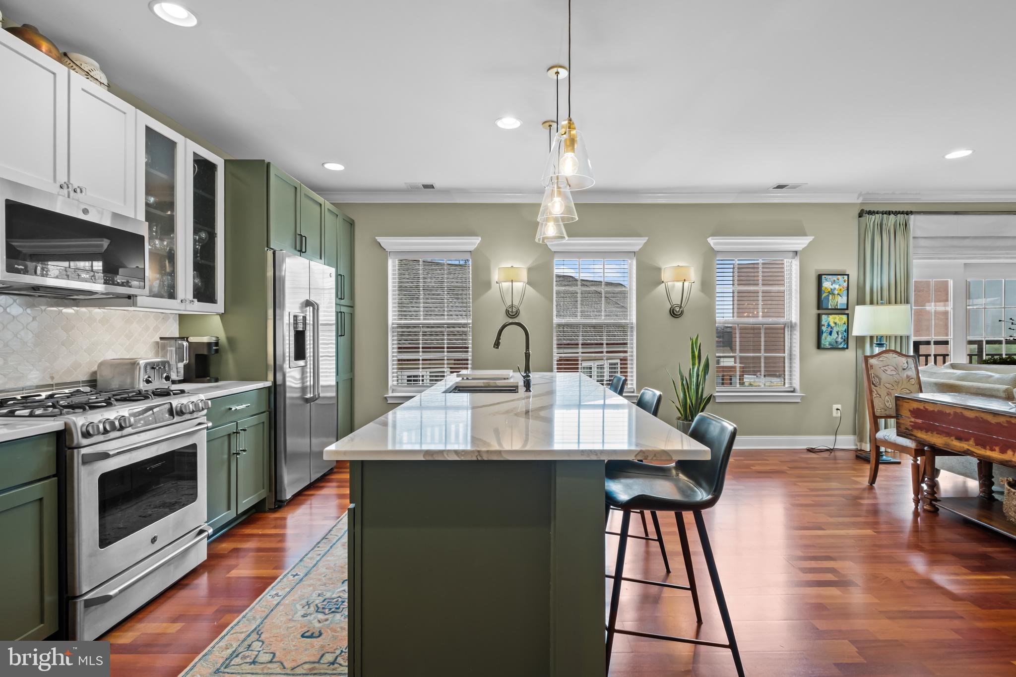 NAVAL SQUARE - Residential