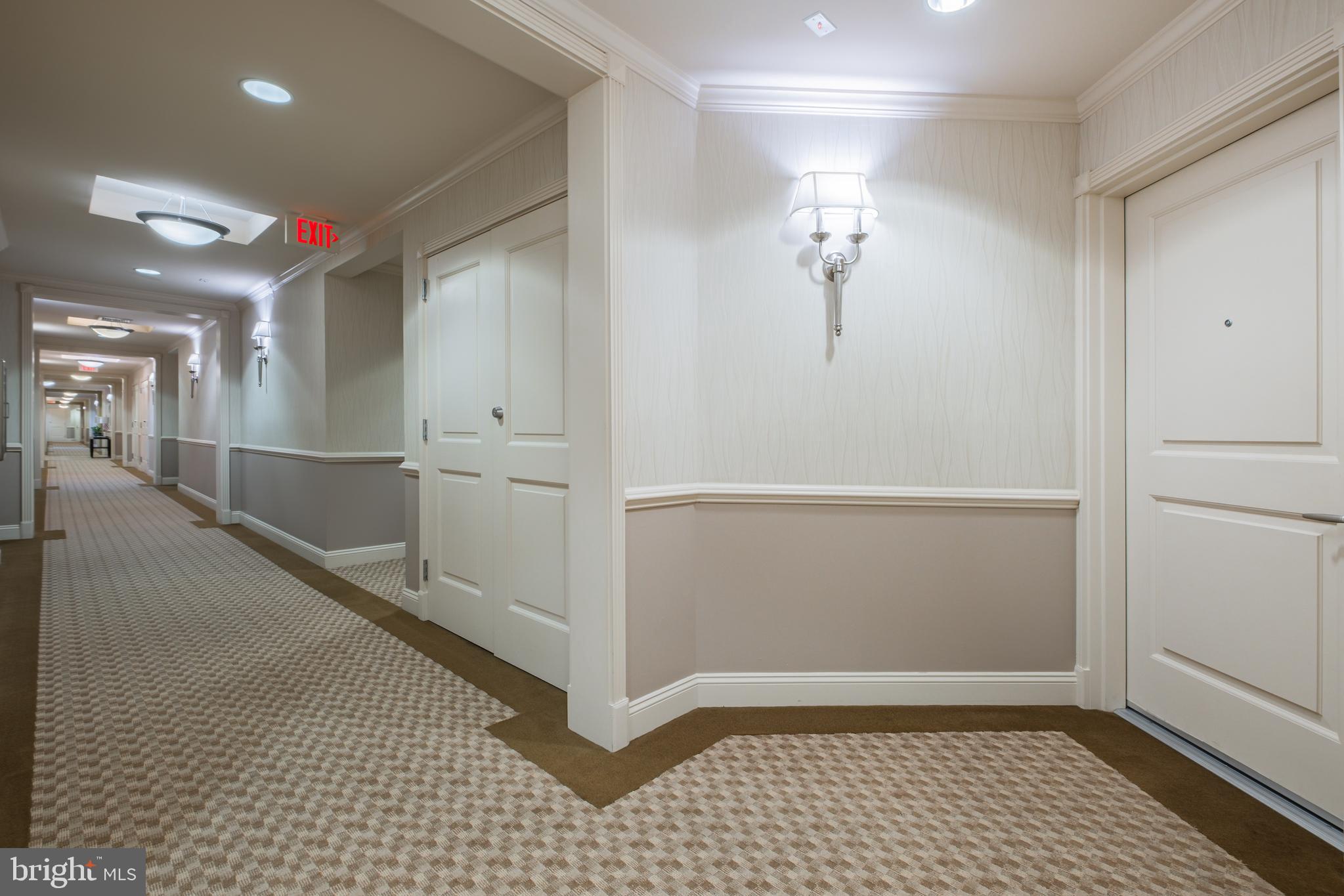 NAVAL SQUARE - Residential