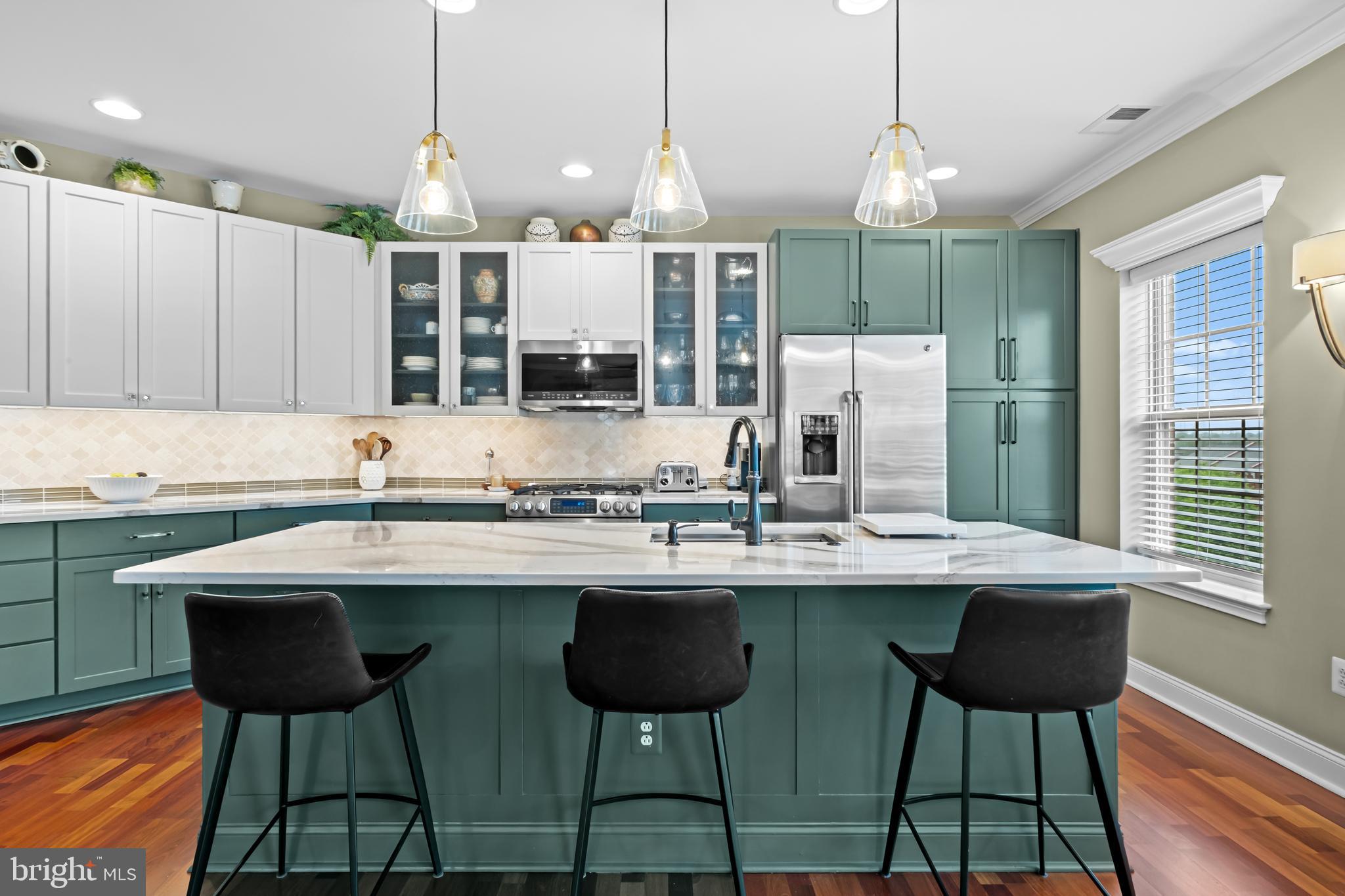 NAVAL SQUARE - Residential