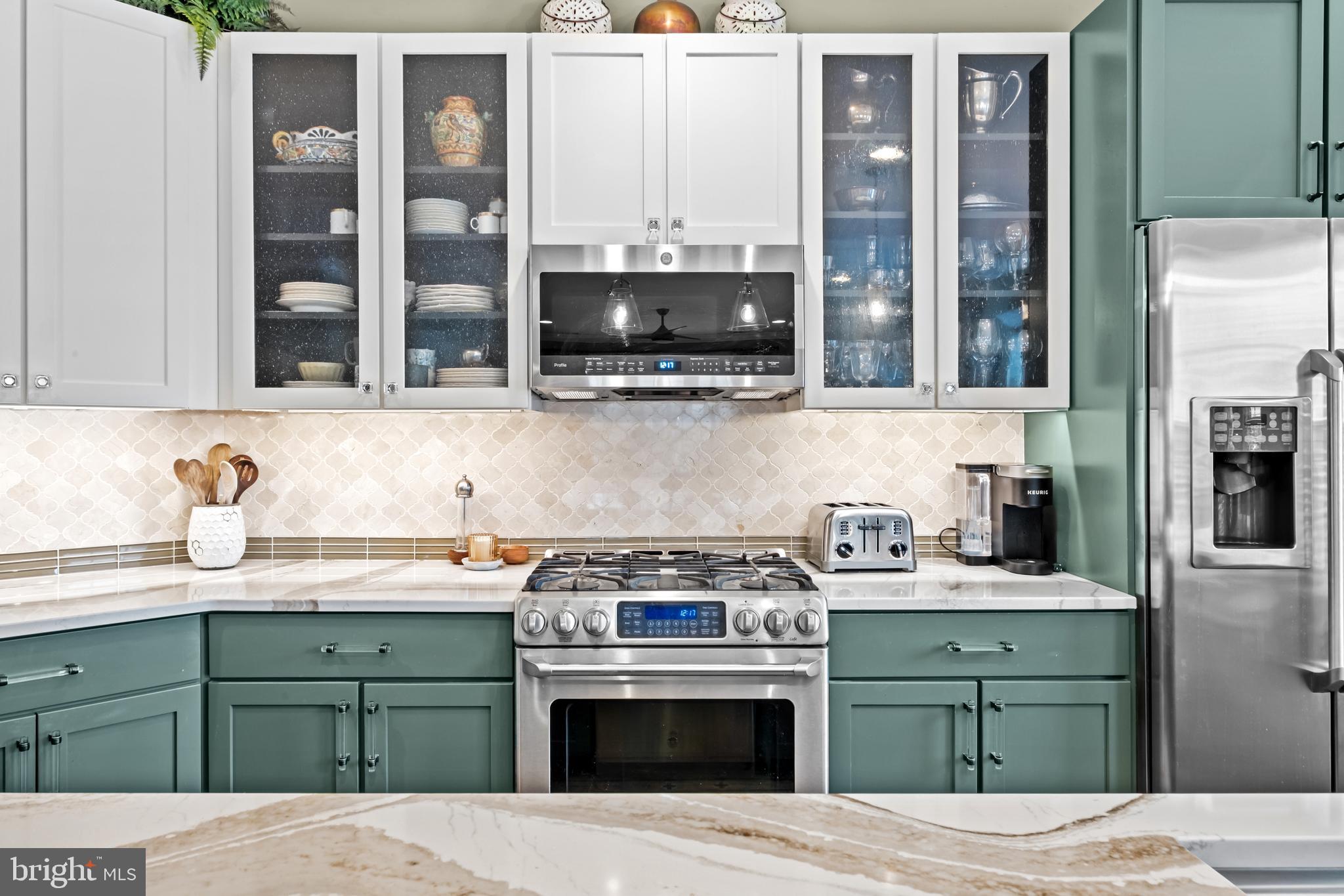 NAVAL SQUARE - Residential