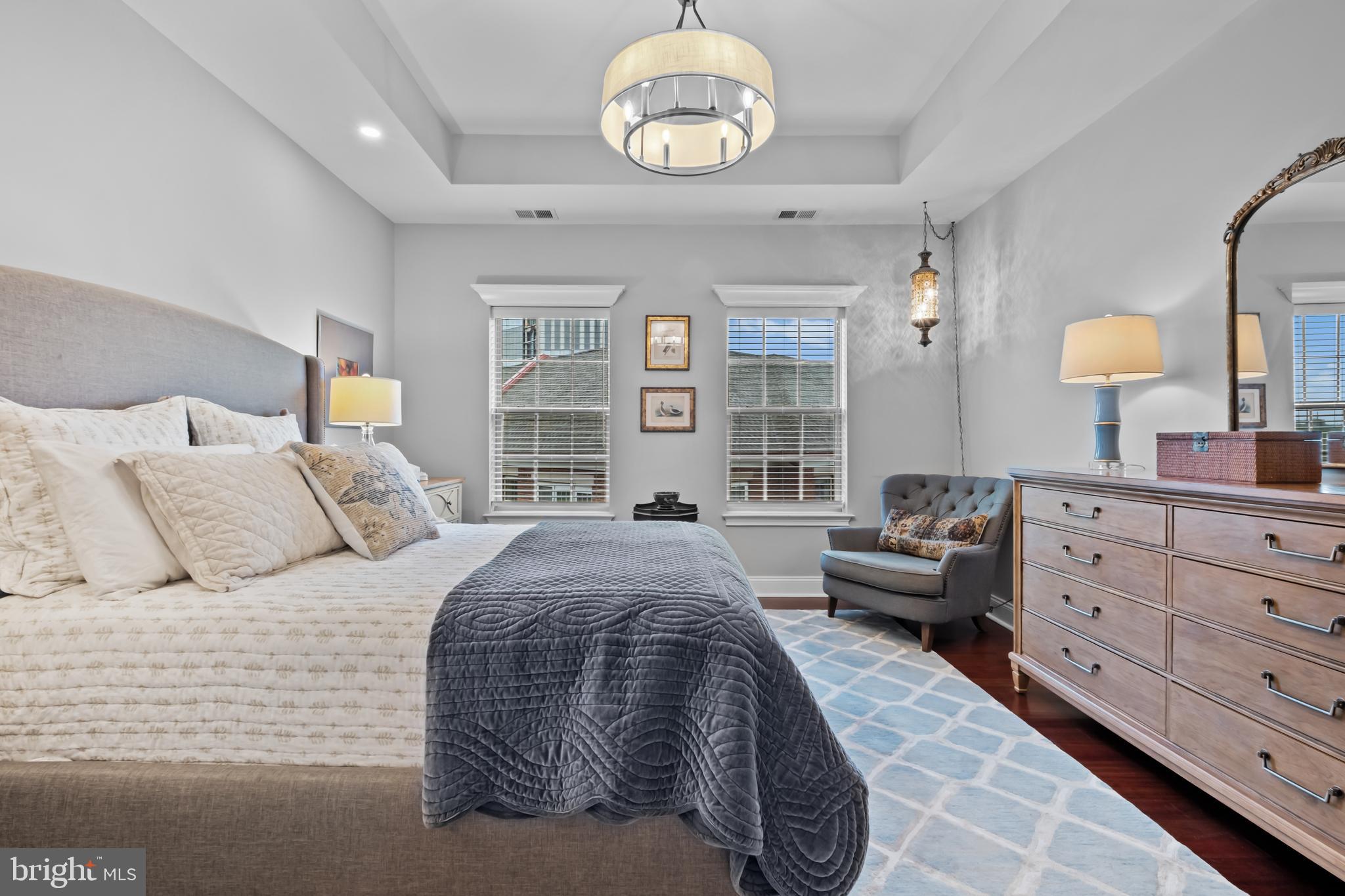 NAVAL SQUARE - Residential