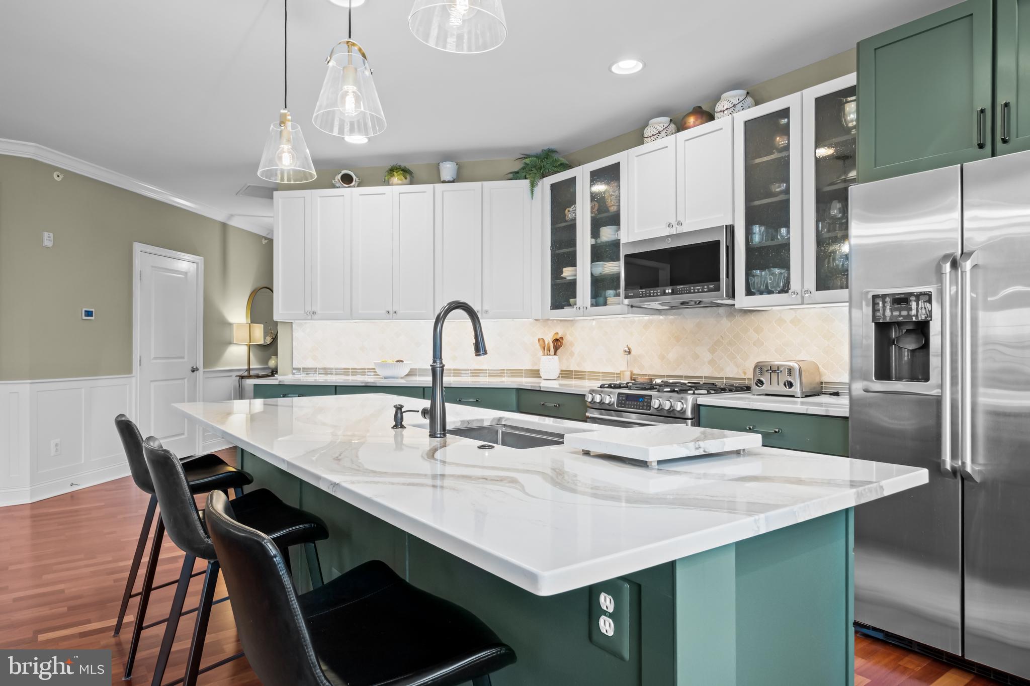 NAVAL SQUARE - Residential