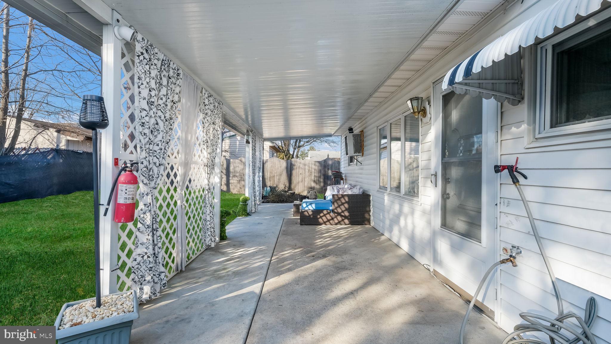 DOGWOOD HOLLOW - Residential
