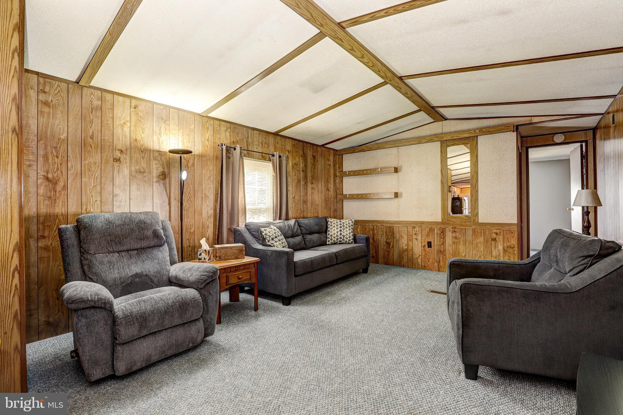 WILLIAMS ESTATES - Residential