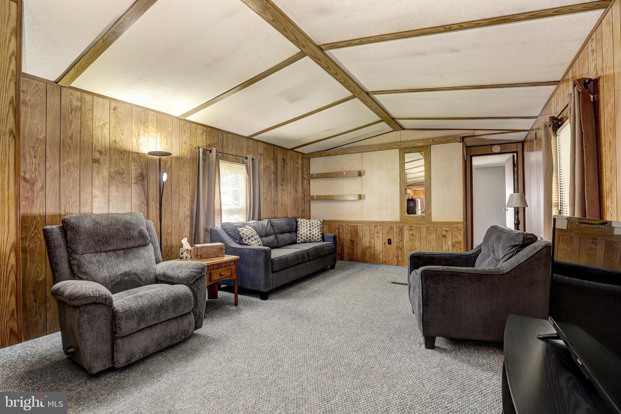 WILLIAMS ESTATES - Residential