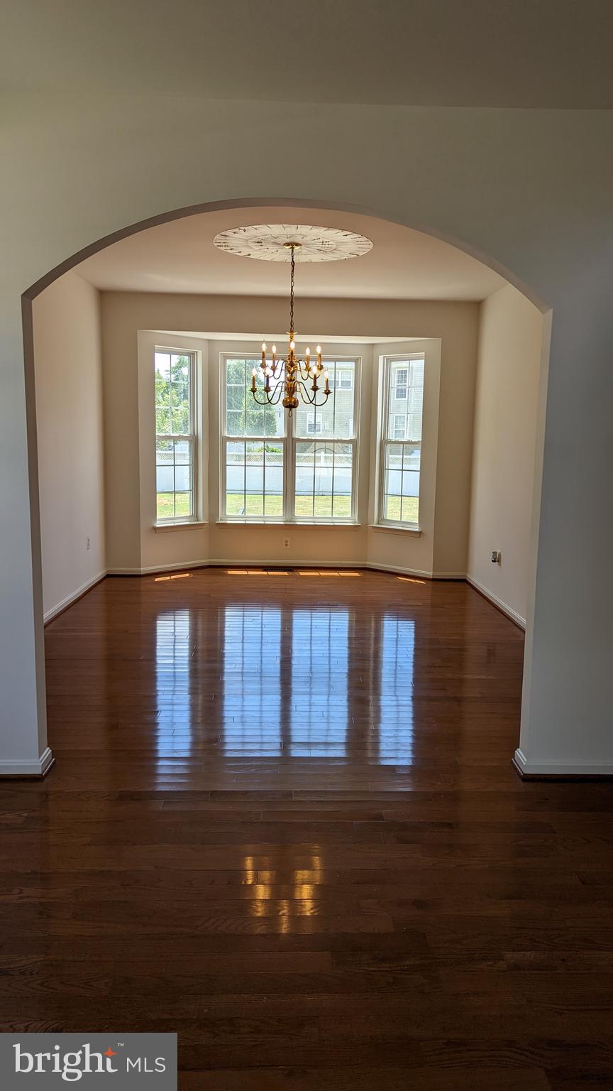 FERRY DOCK CROSSING - Residential