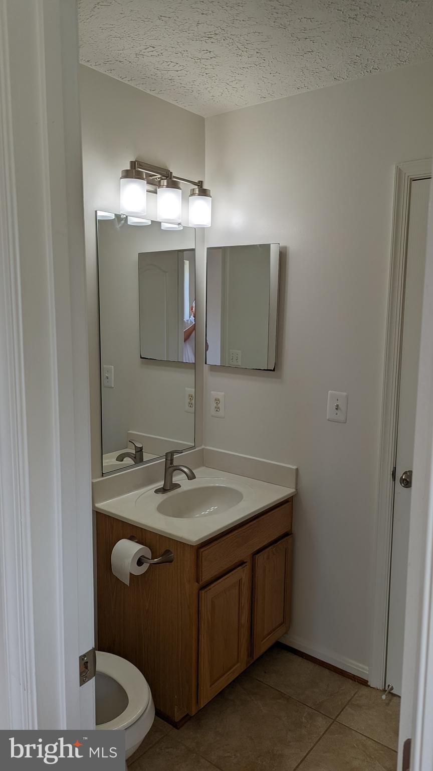 FERRY DOCK CROSSING - Residential