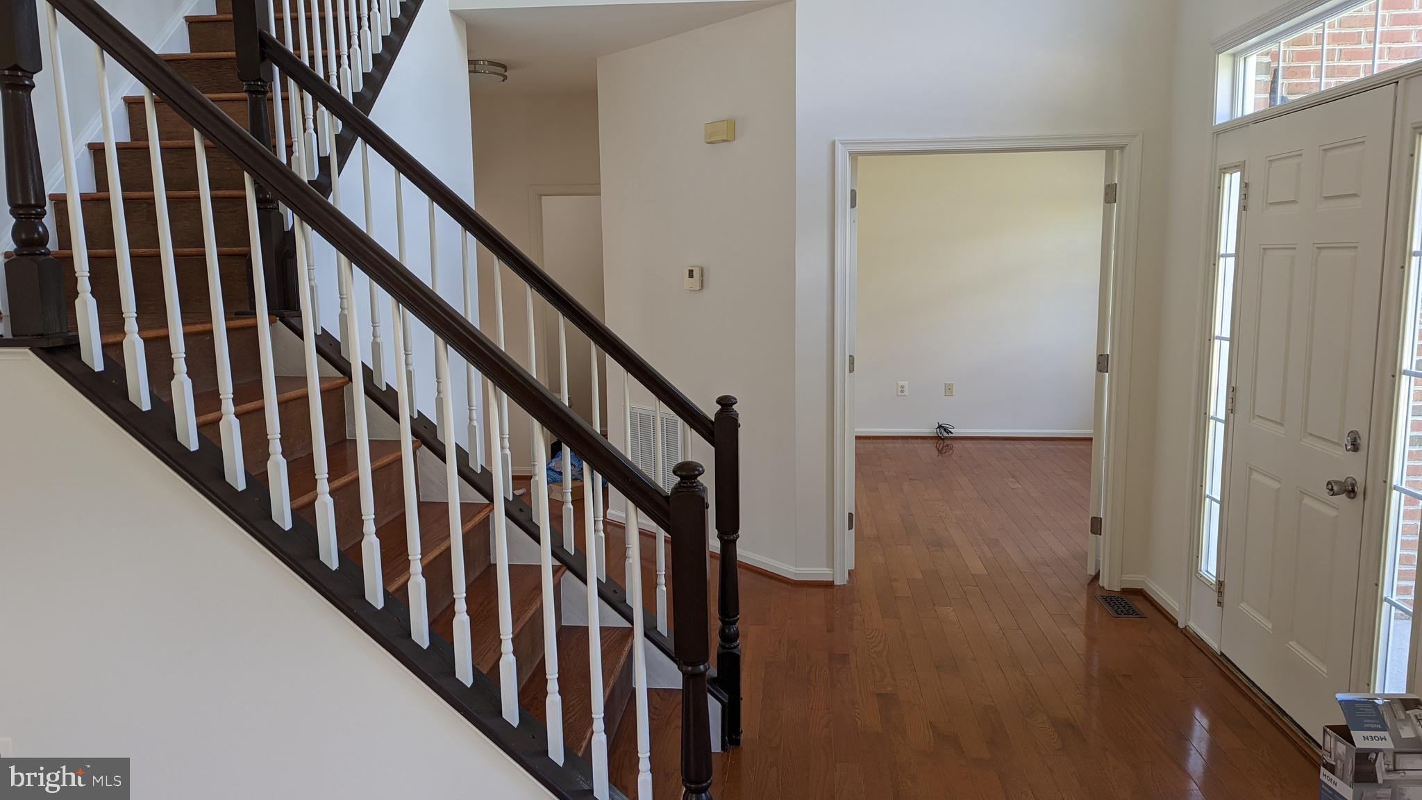 FERRY DOCK CROSSING - Residential