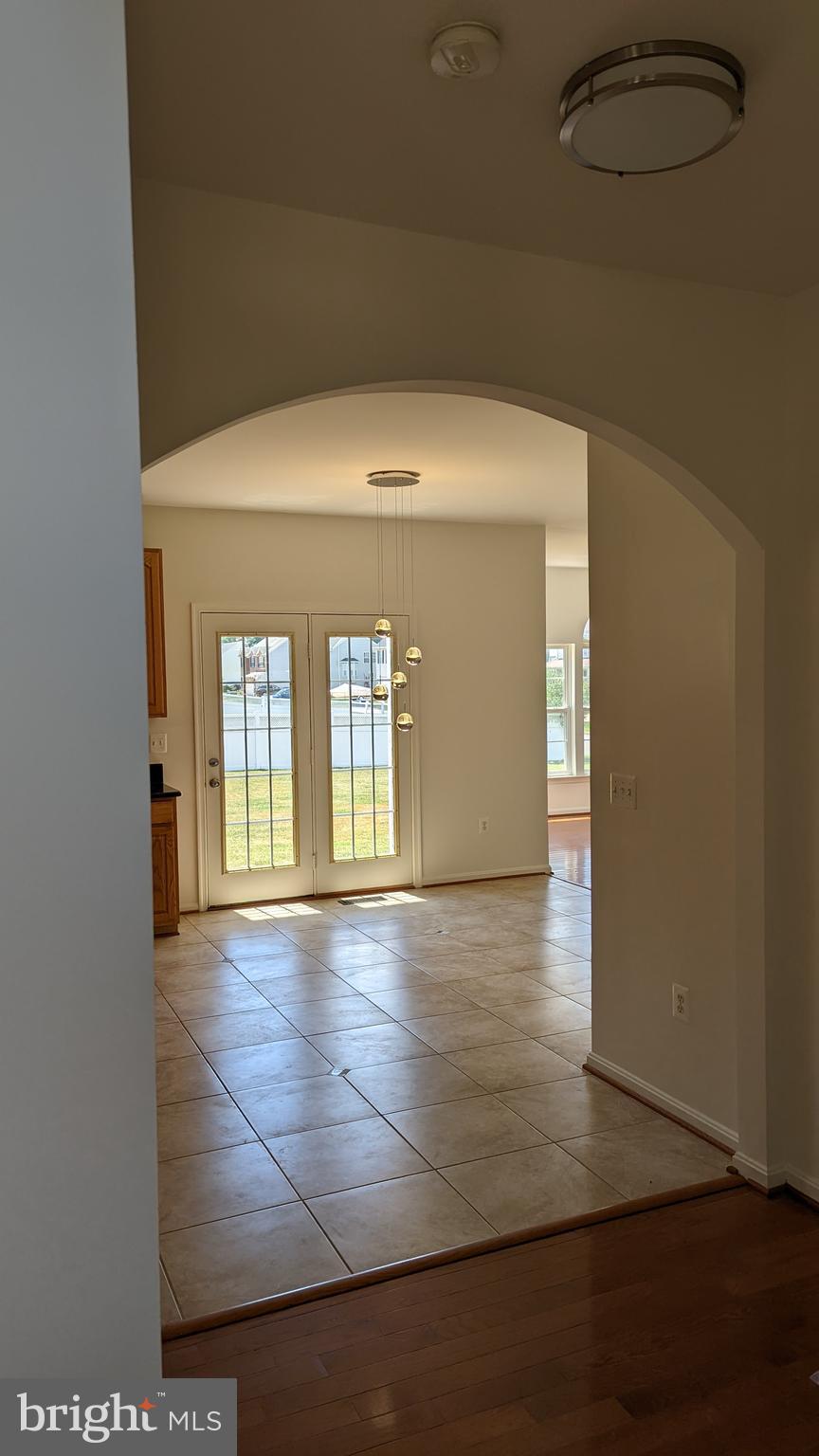 FERRY DOCK CROSSING - Residential