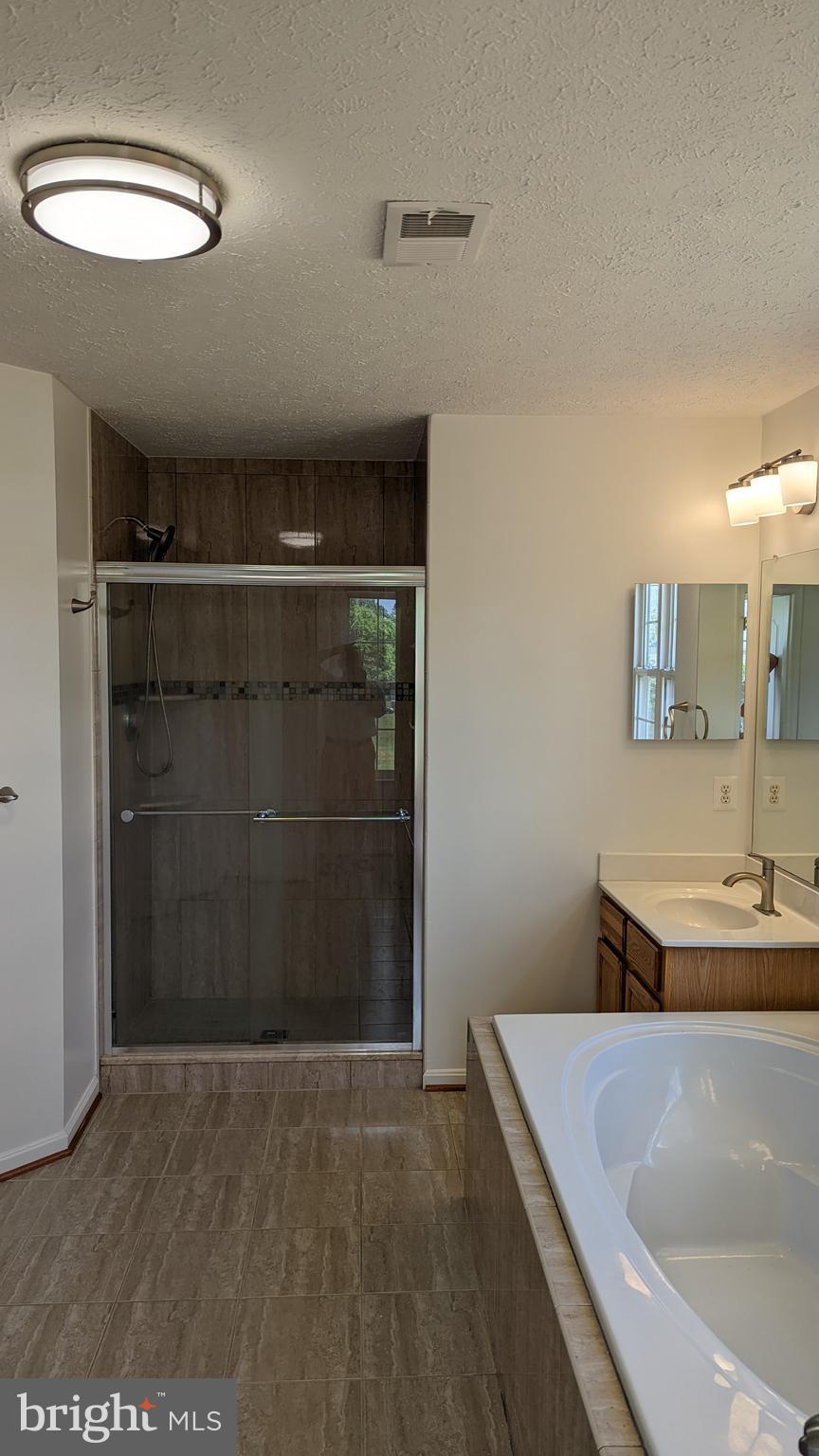 FERRY DOCK CROSSING - Residential