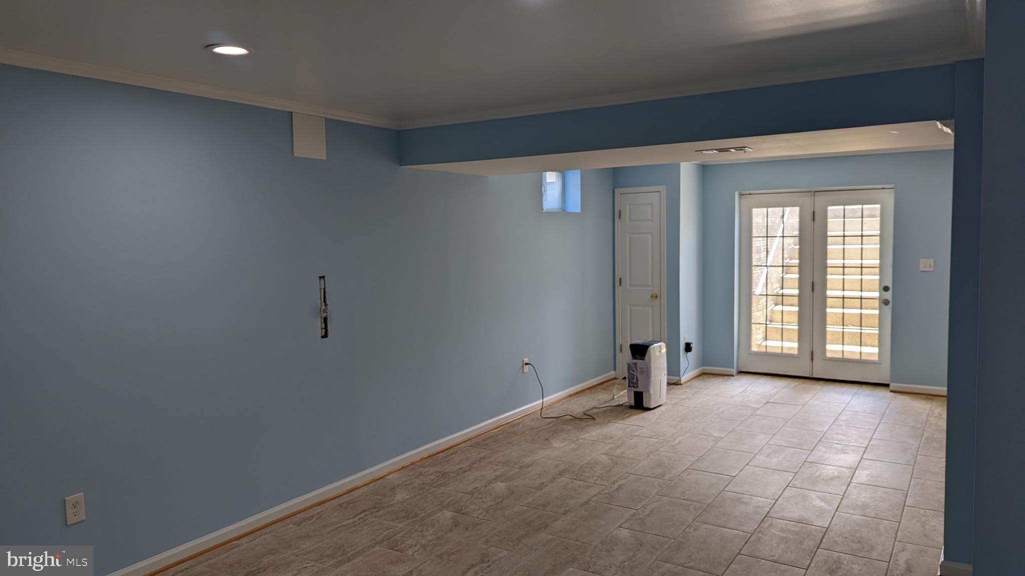 FERRY DOCK CROSSING - Residential