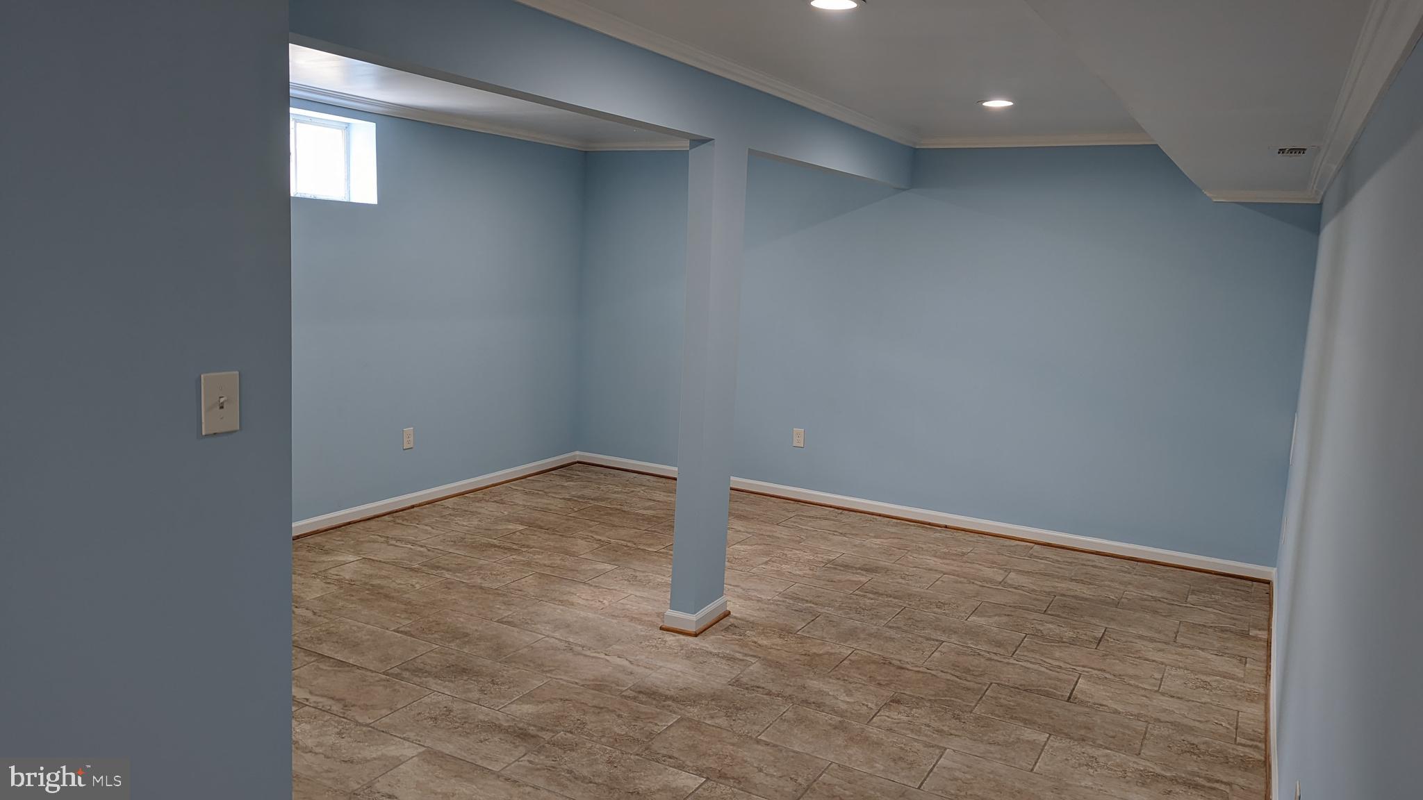 FERRY DOCK CROSSING - Residential