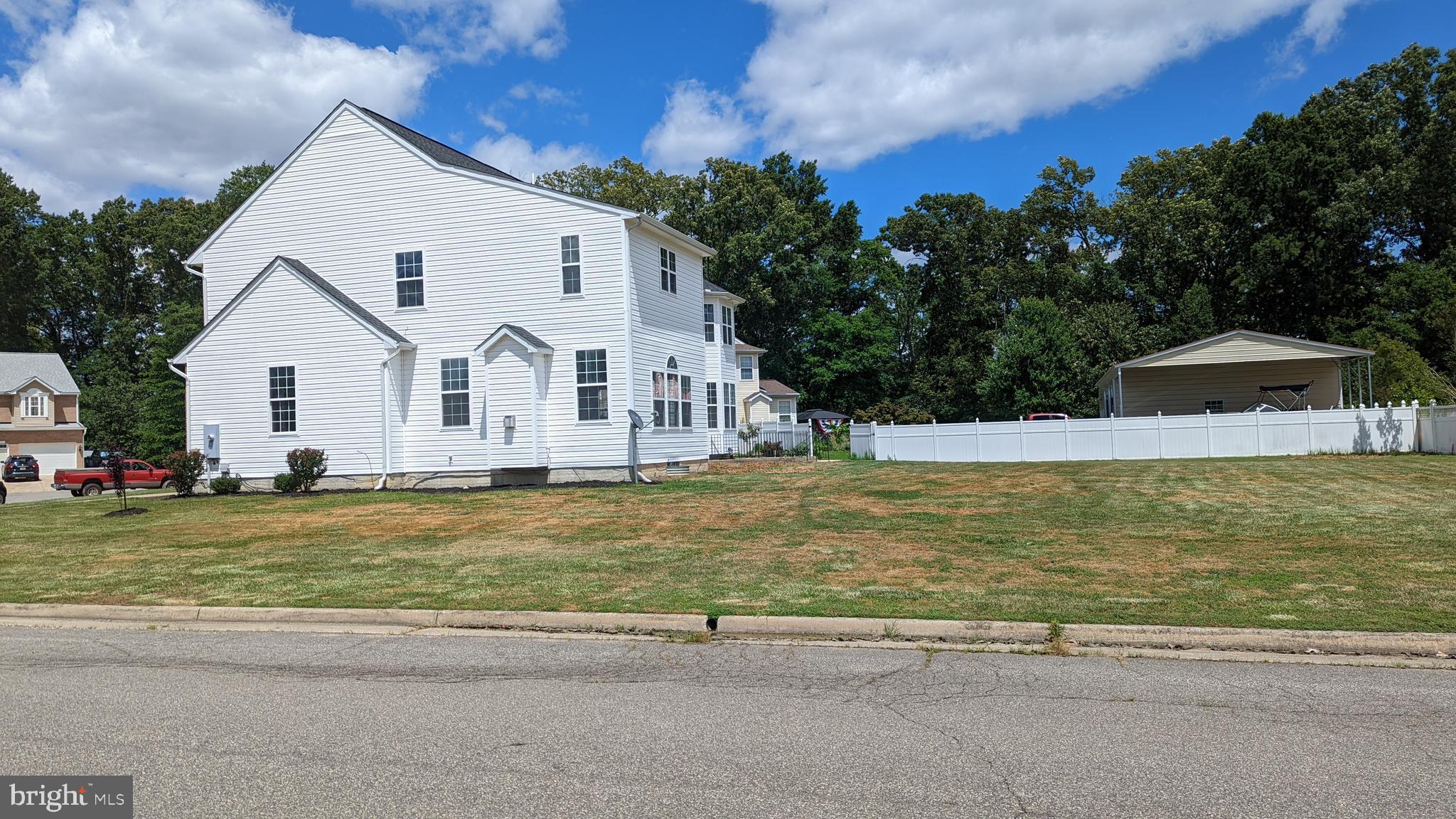 FERRY DOCK CROSSING - Residential