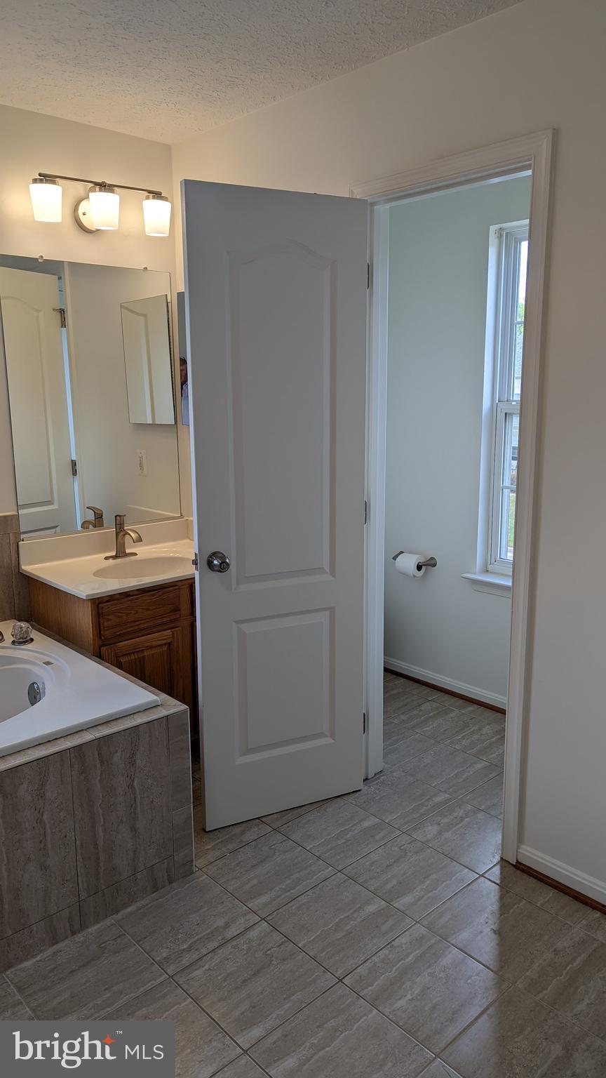 FERRY DOCK CROSSING - Residential