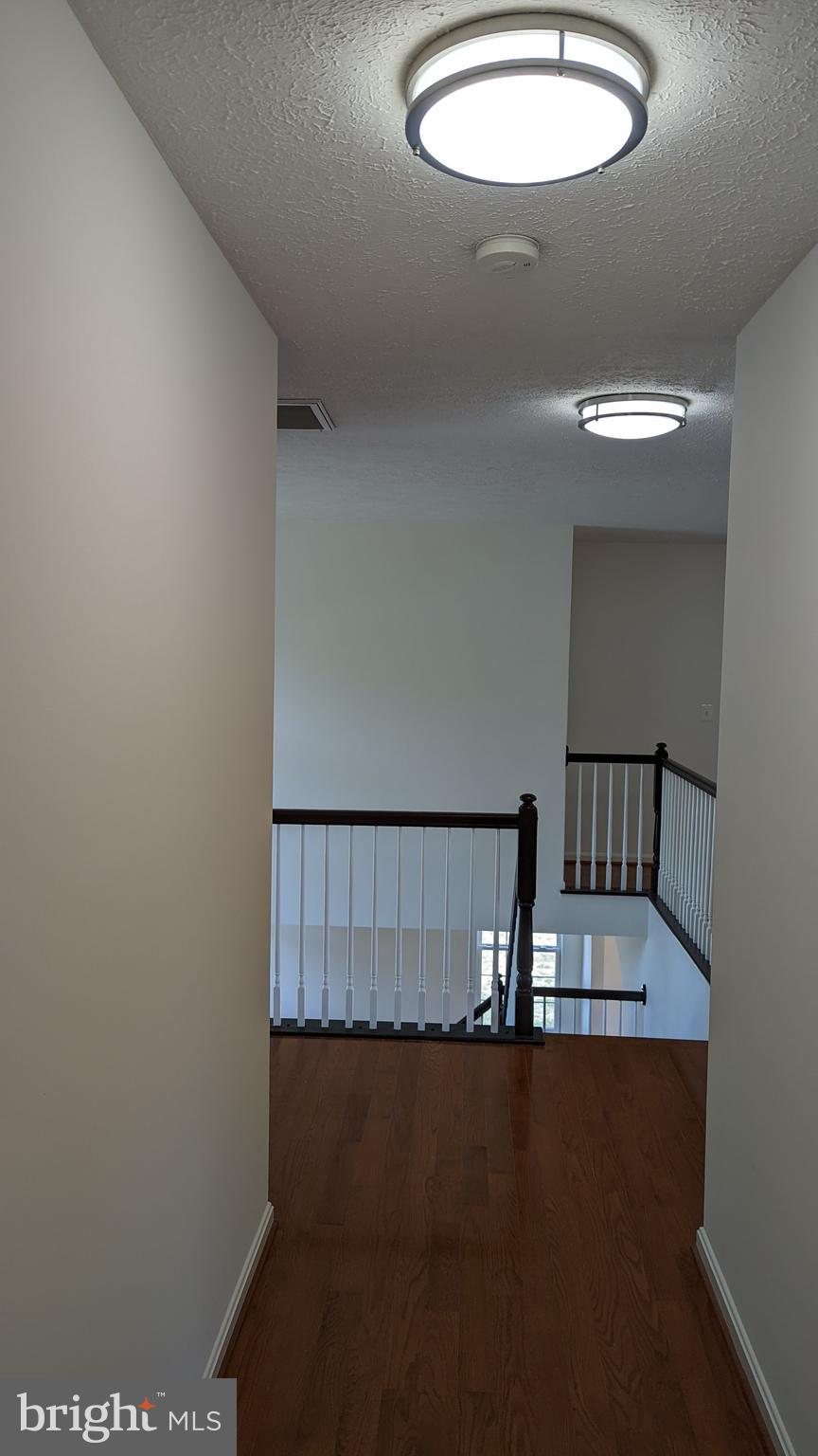 FERRY DOCK CROSSING - Residential