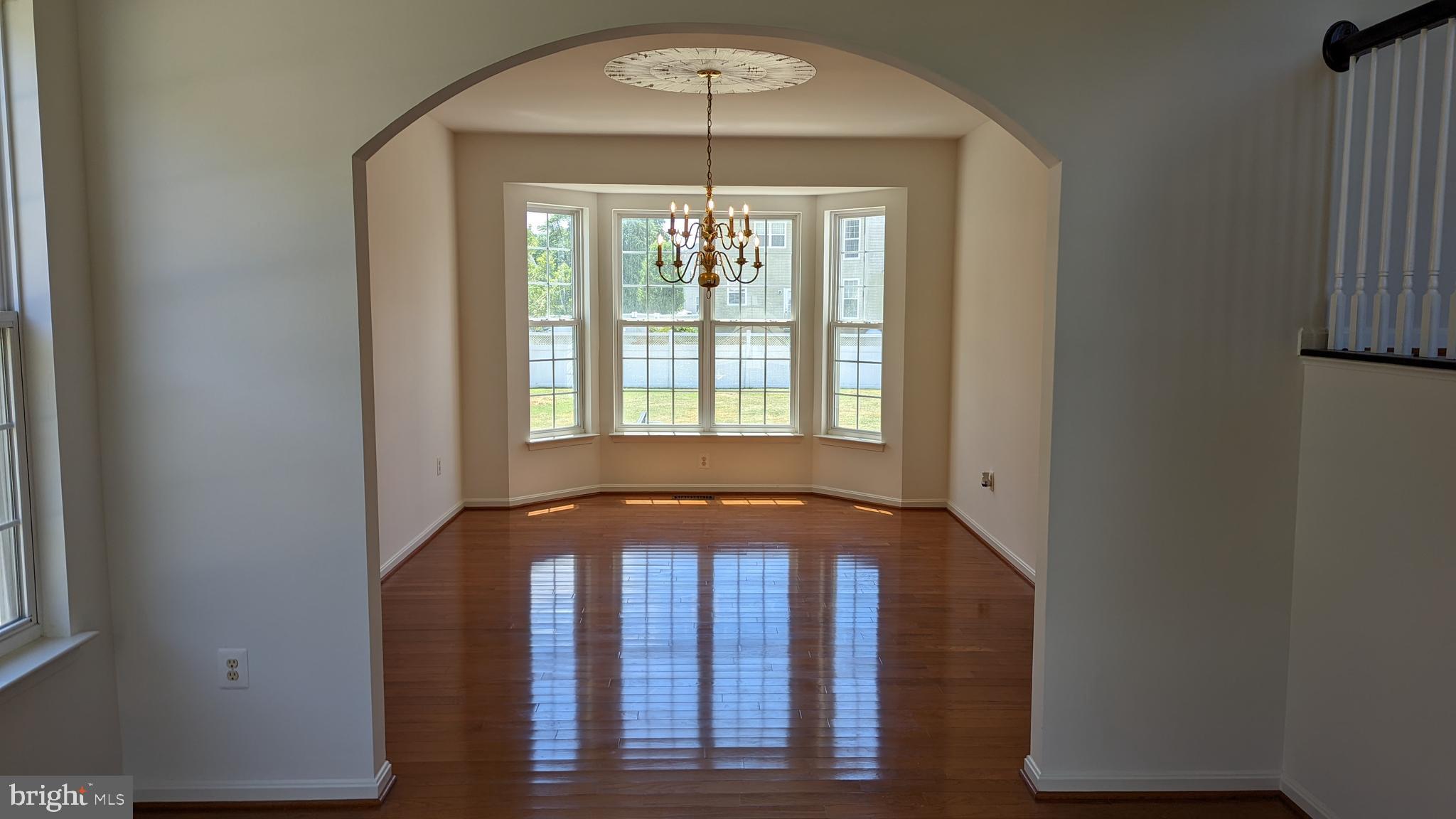 FERRY DOCK CROSSING - Residential