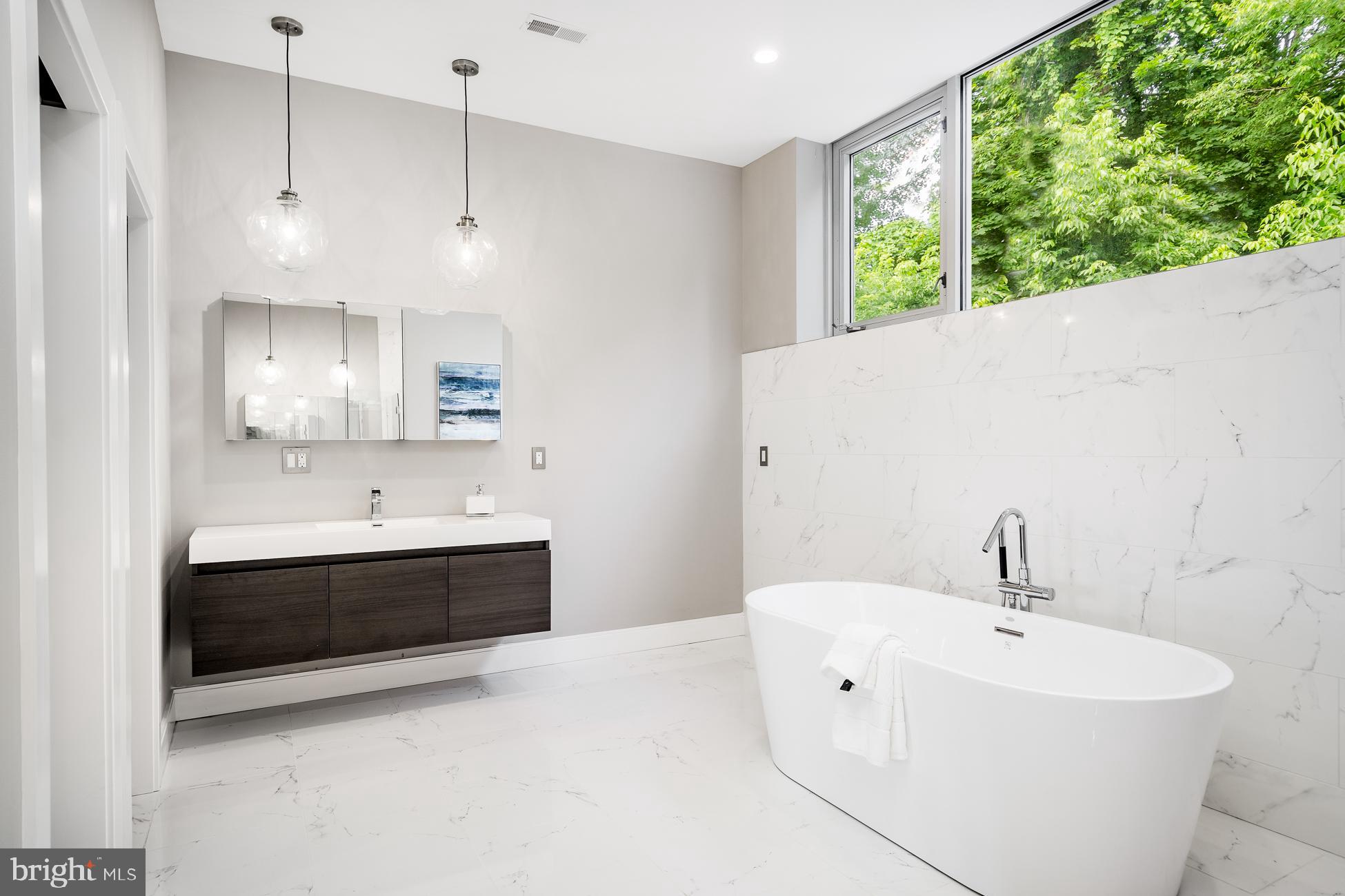 MANAYUNK - Residential