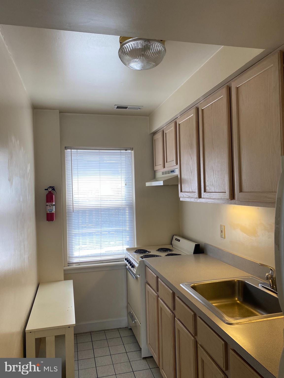 FEDERAL HILL HISTORIC DISTRICT - Residential Lease